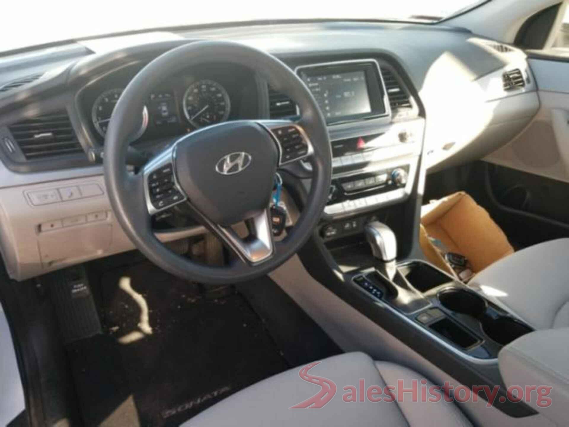 5NPE24AF0JH673157 2018 HYUNDAI SONATA