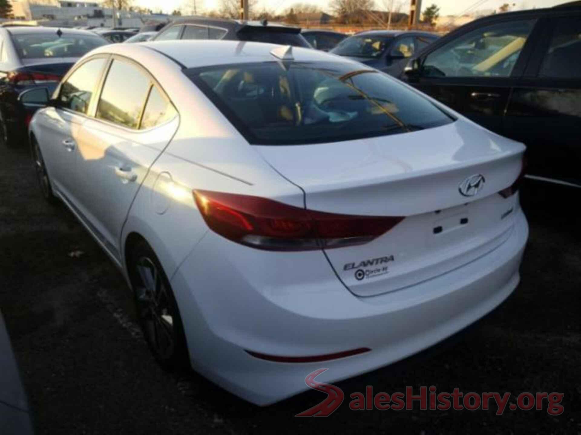 5NPD84LF0JH286910 2018 HYUNDAI ELANTRA