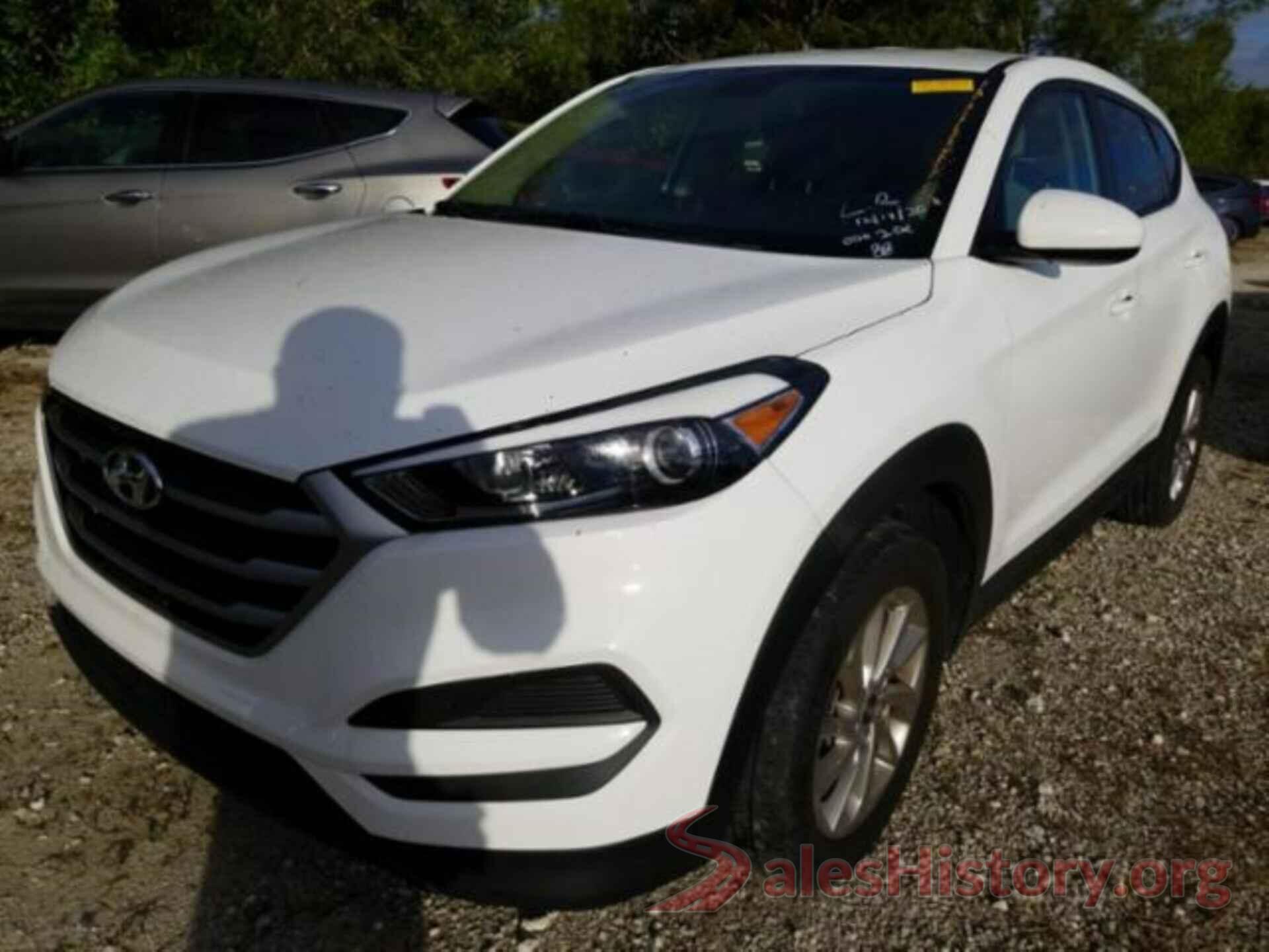 KM8J23A4XHU564403 2017 HYUNDAI TUCSON