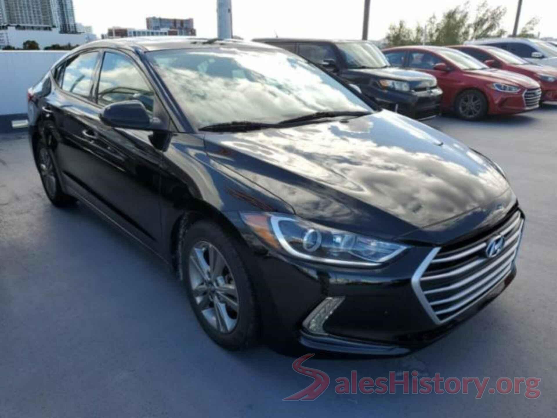 5NPD84LF2JH278582 2018 HYUNDAI ELANTRA