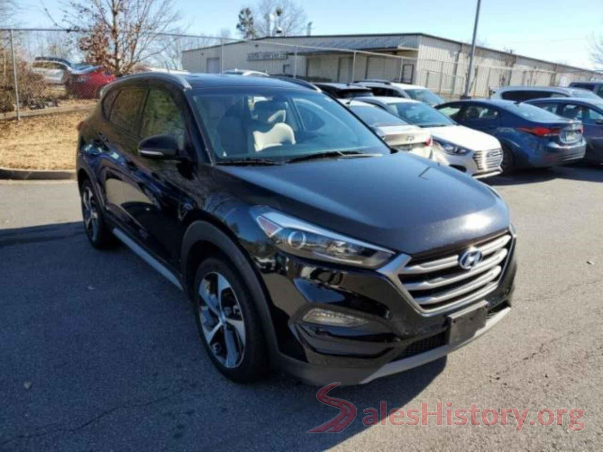 KM8J33A20HU464810 2017 HYUNDAI TUCSON