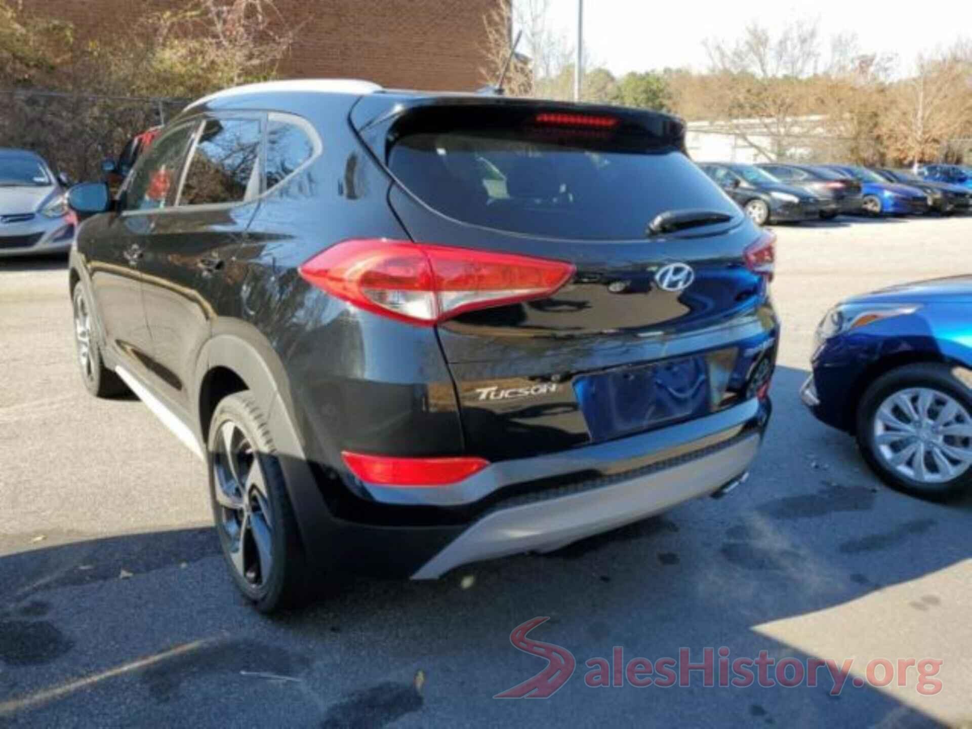 KM8J33A20HU464810 2017 HYUNDAI TUCSON