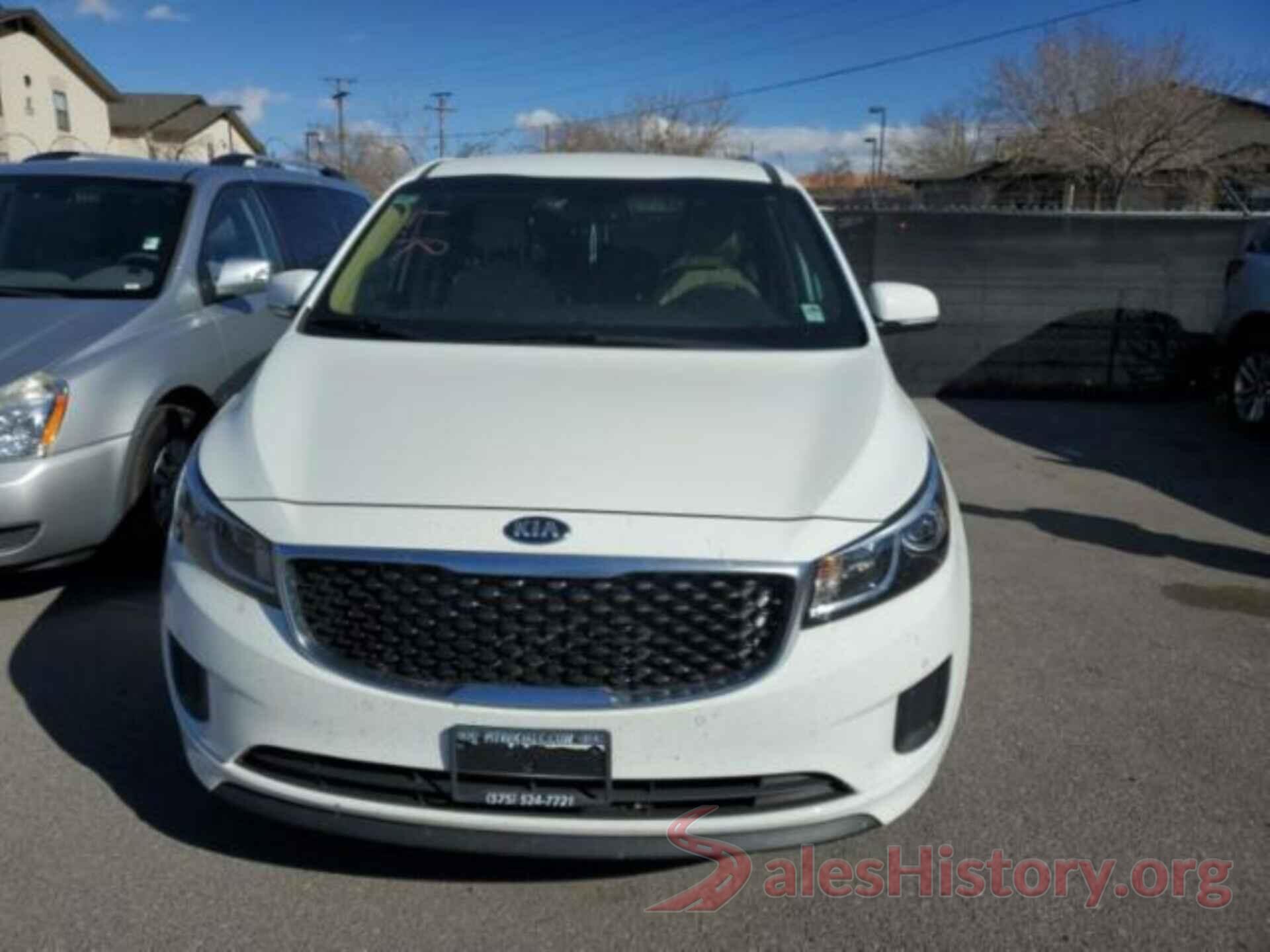 KNDMB5C18H6320236 2017 KIA SEDONA