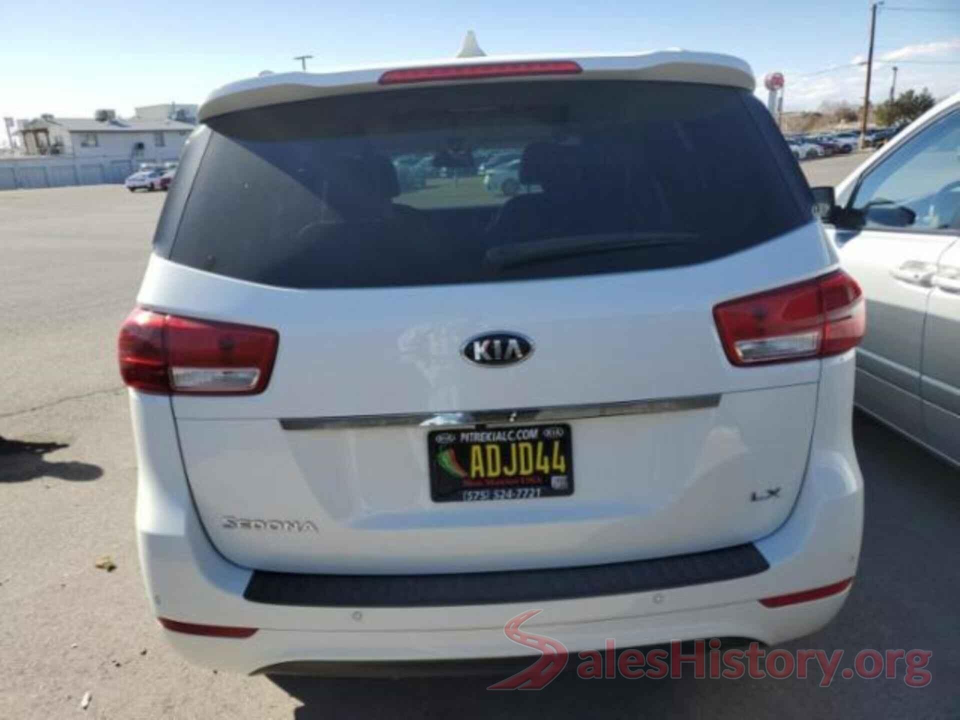 KNDMB5C18H6320236 2017 KIA SEDONA