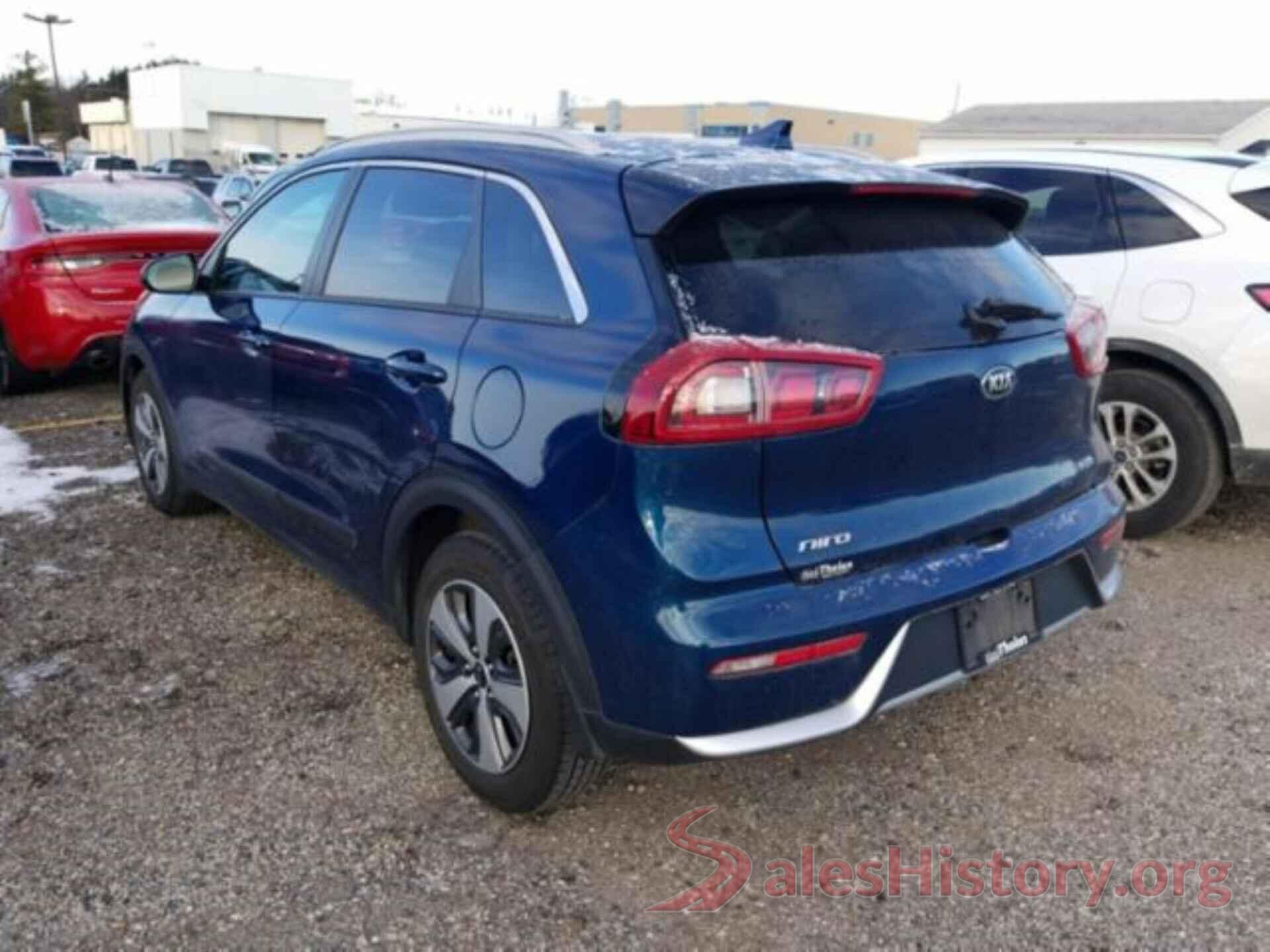 KNDCB3LC6J5146888 2018 KIA NIRO