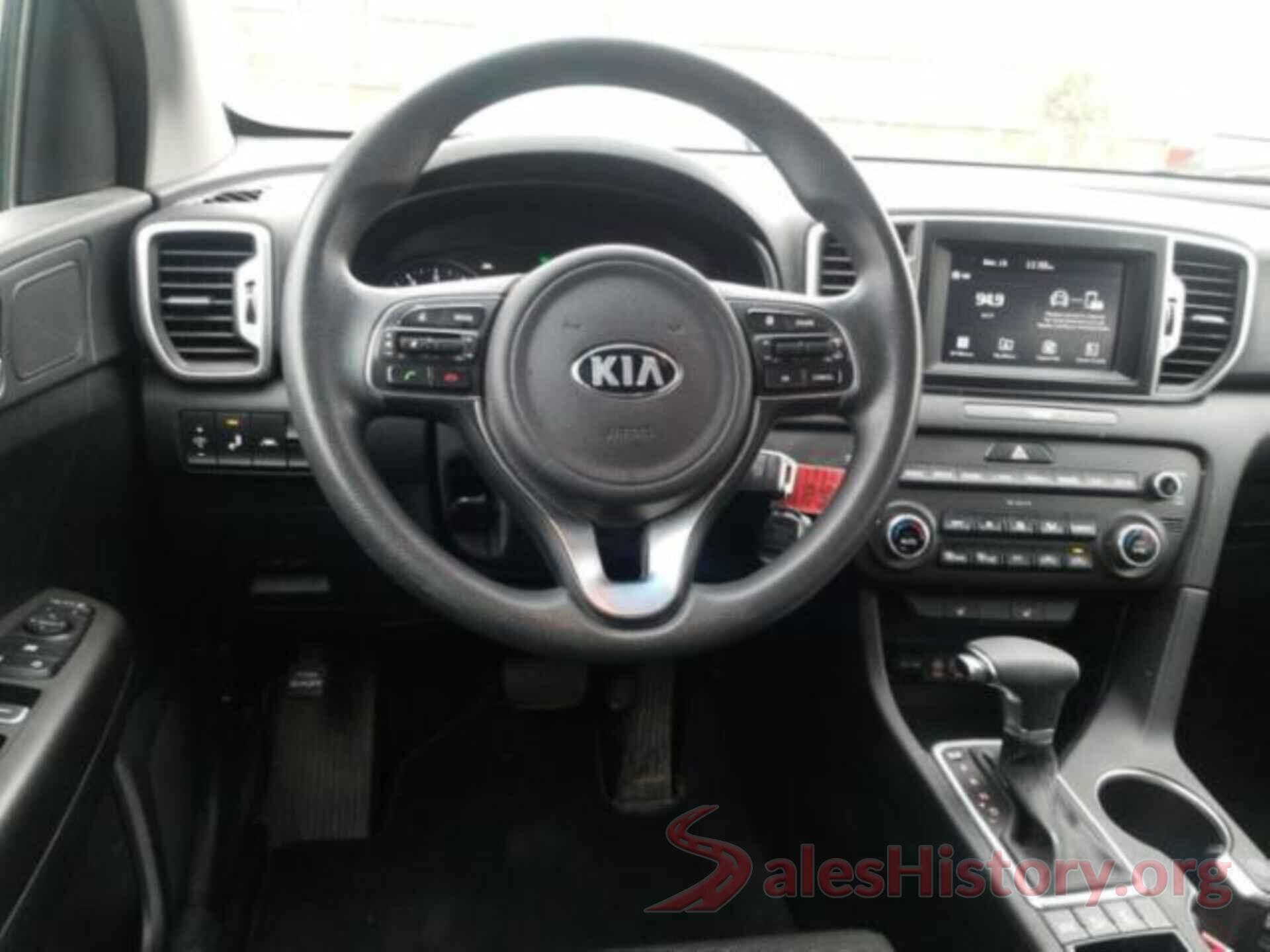 KNDPMCAC3J7306440 2018 KIA SPORTAGE