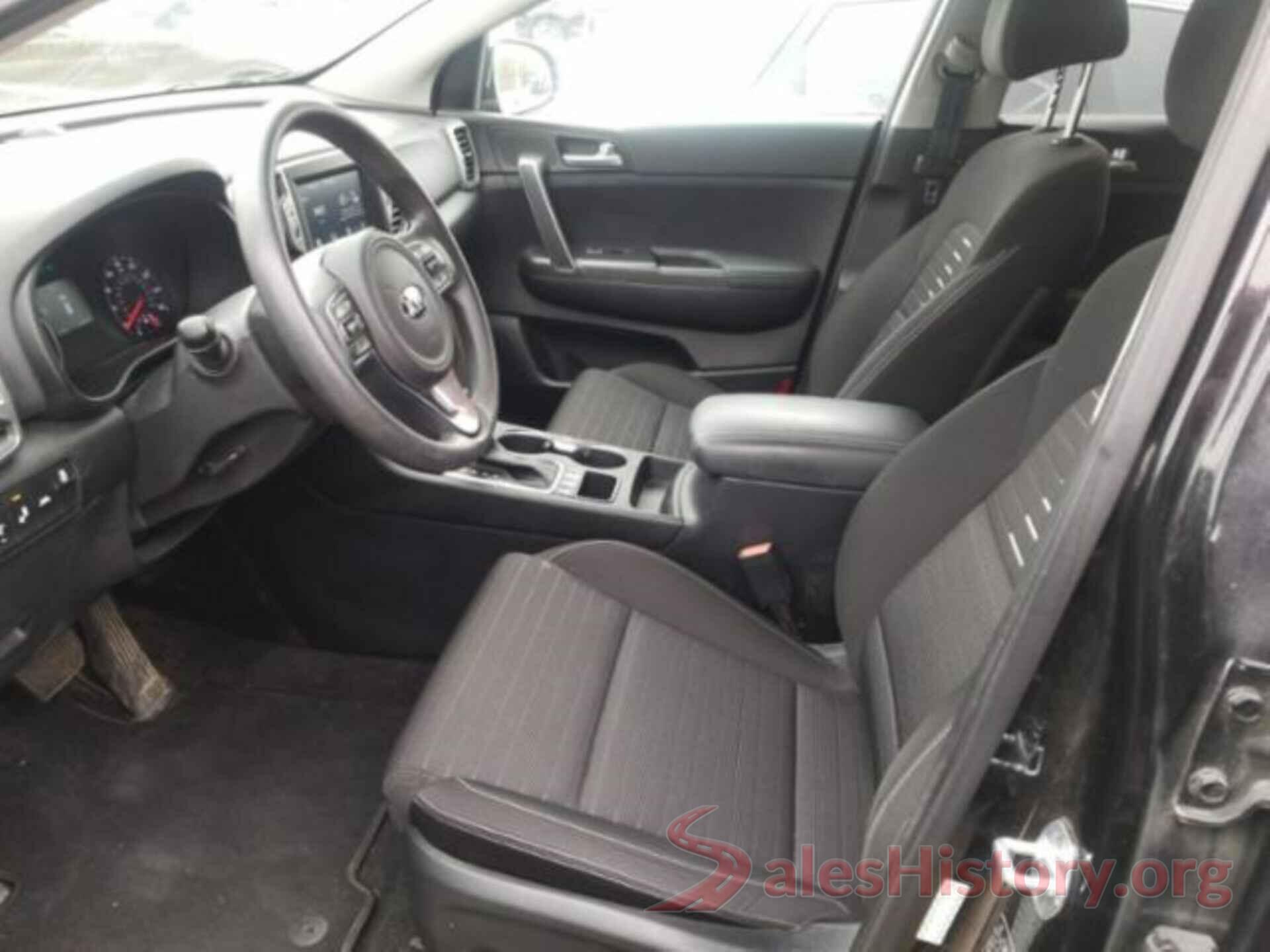 KNDPMCAC3J7306440 2018 KIA SPORTAGE