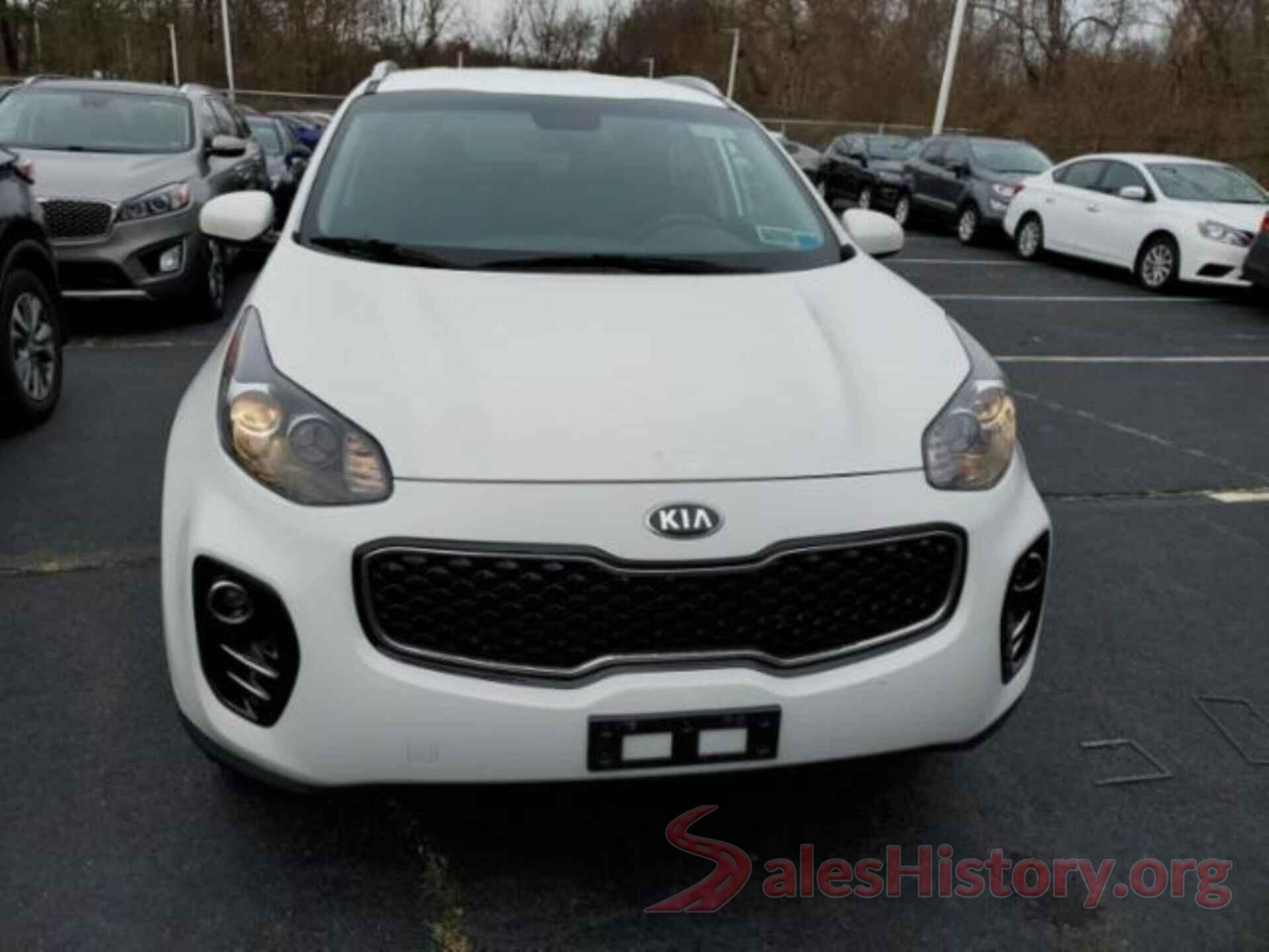 KNDPMCAC8J7418182 2018 KIA SPORTAGE