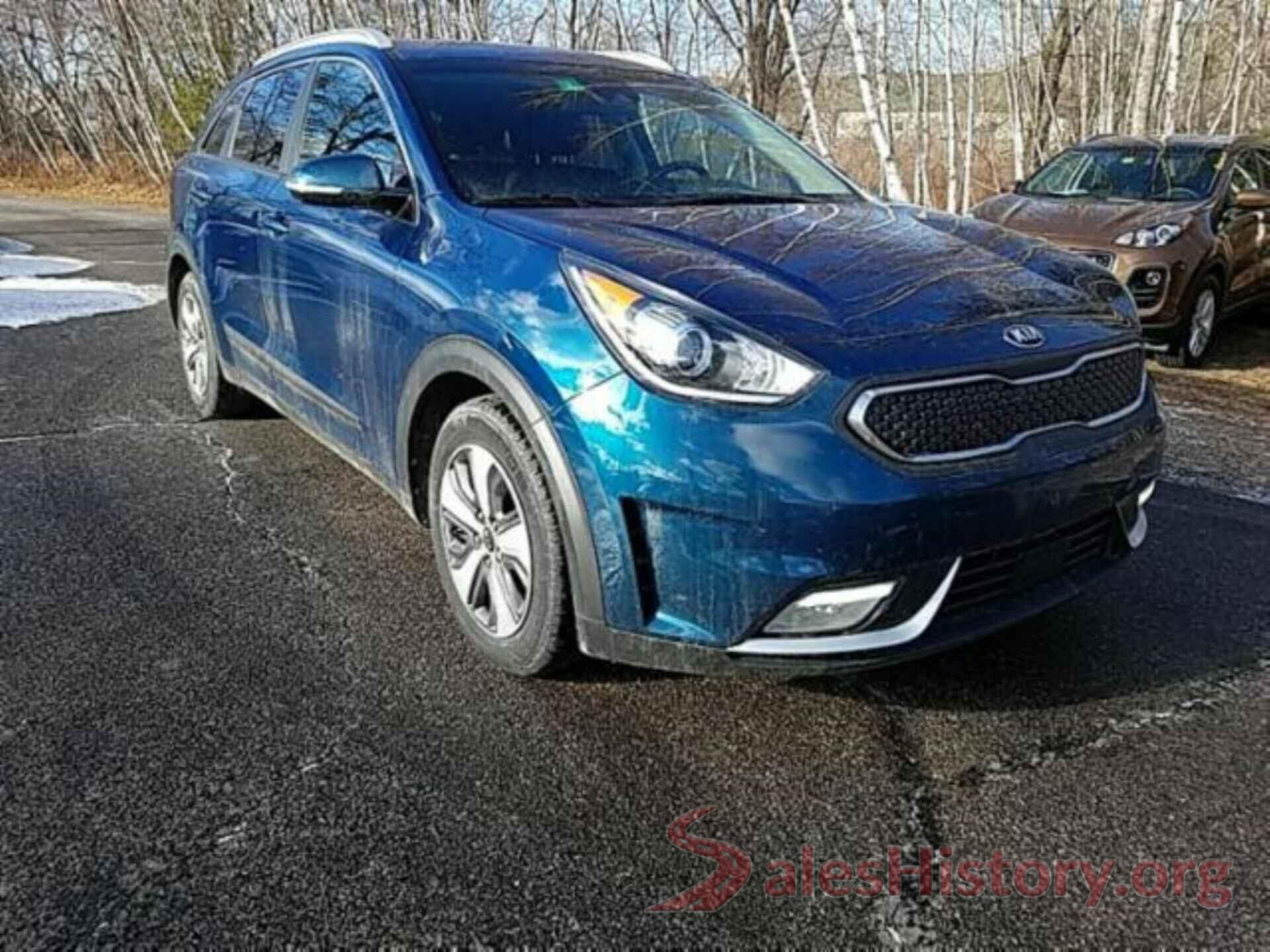 KNDCC3LC5H5090501 2017 KIA NIRO