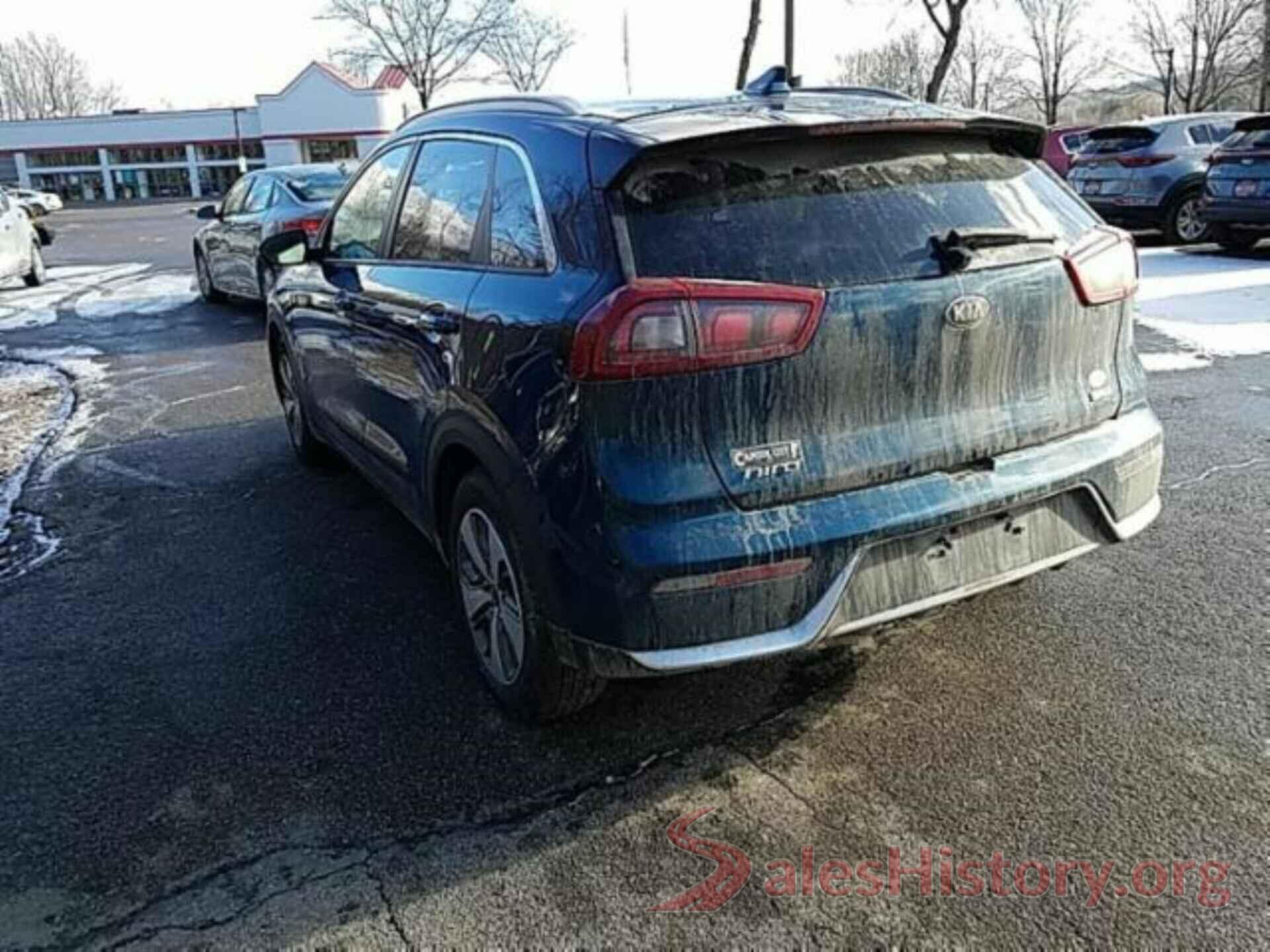 KNDCC3LC5H5090501 2017 KIA NIRO