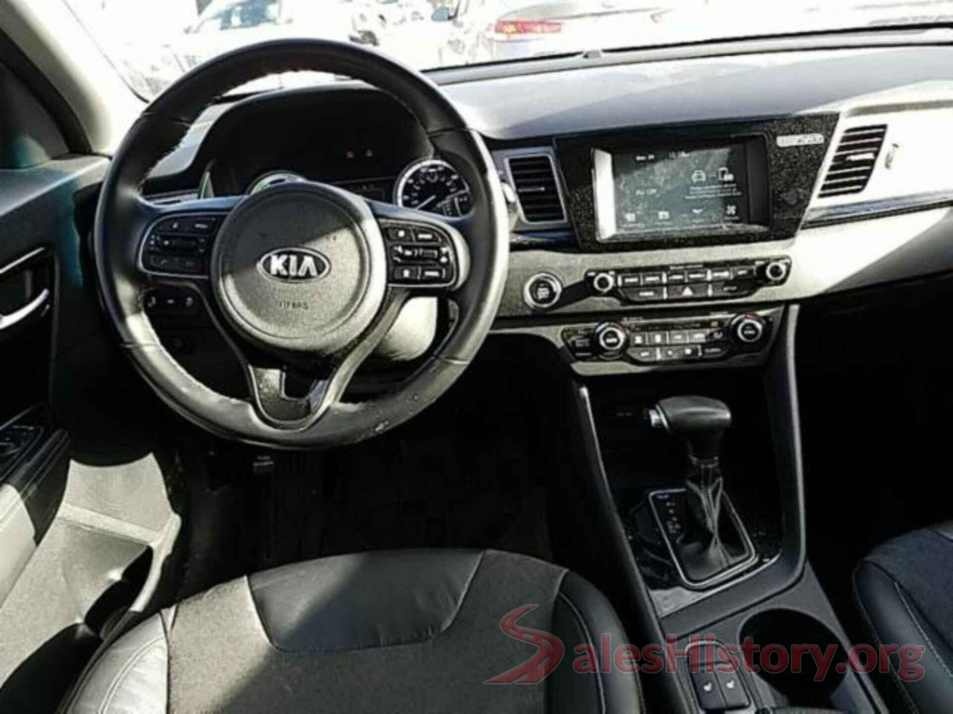 KNDCC3LC5H5090501 2017 KIA NIRO