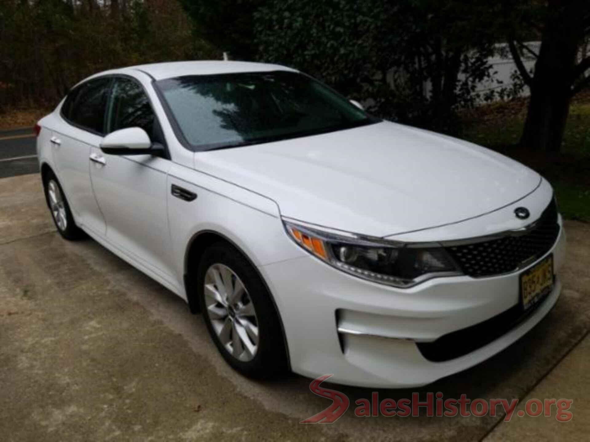 5XXGU4L39JG206417 2018 KIA OPTIMA