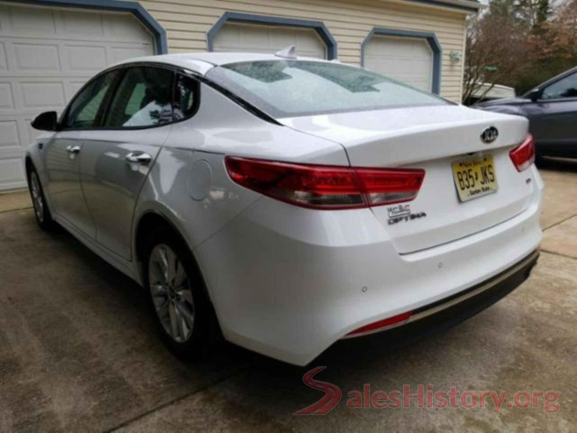 5XXGU4L39JG206417 2018 KIA OPTIMA