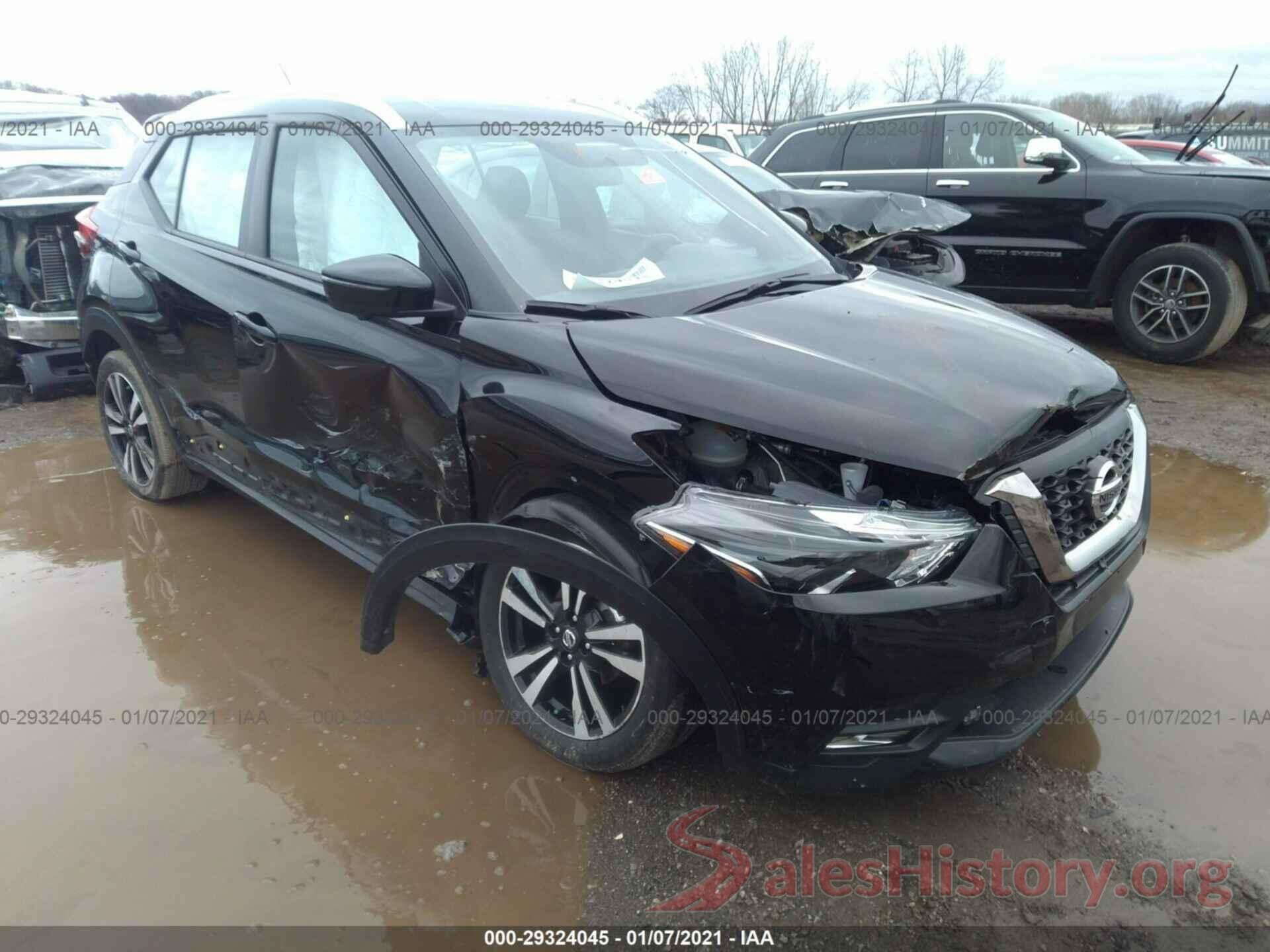 3N1CP5CU7JL528002 2018 NISSAN KICKS