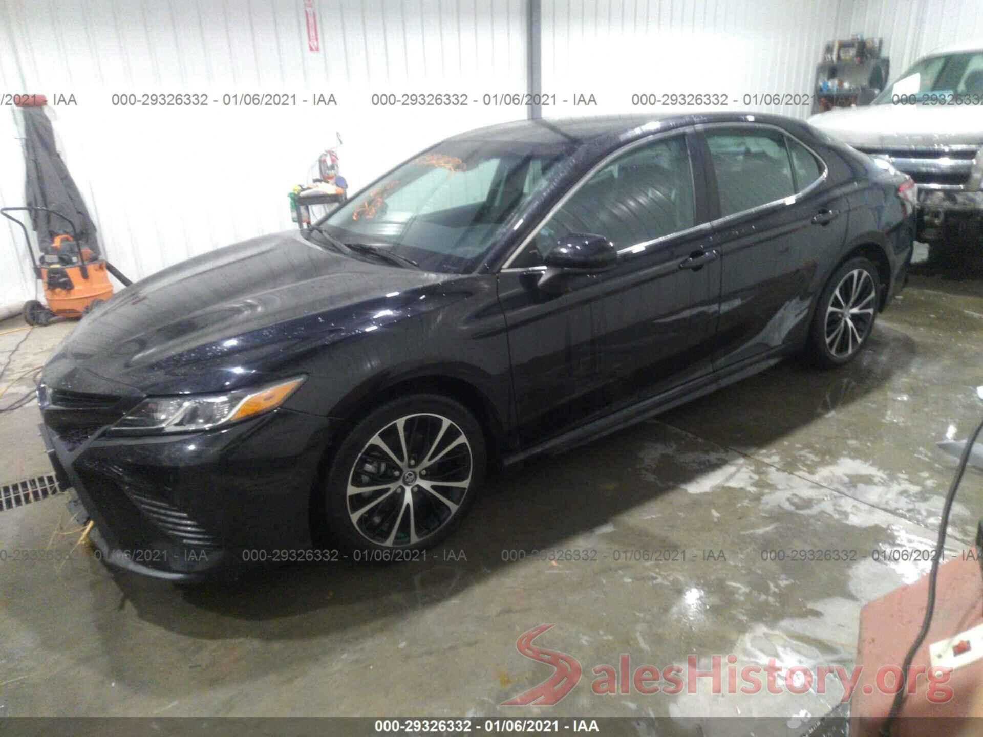 4T1B11HK1JU078116 2018 TOYOTA CAMRY