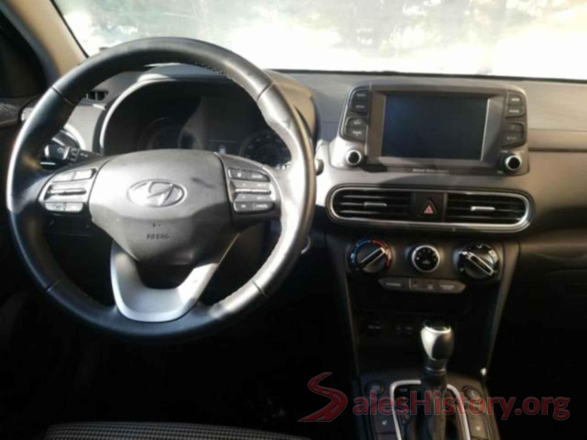 KM8K2CAA9JU114824 2018 HYUNDAI KONA