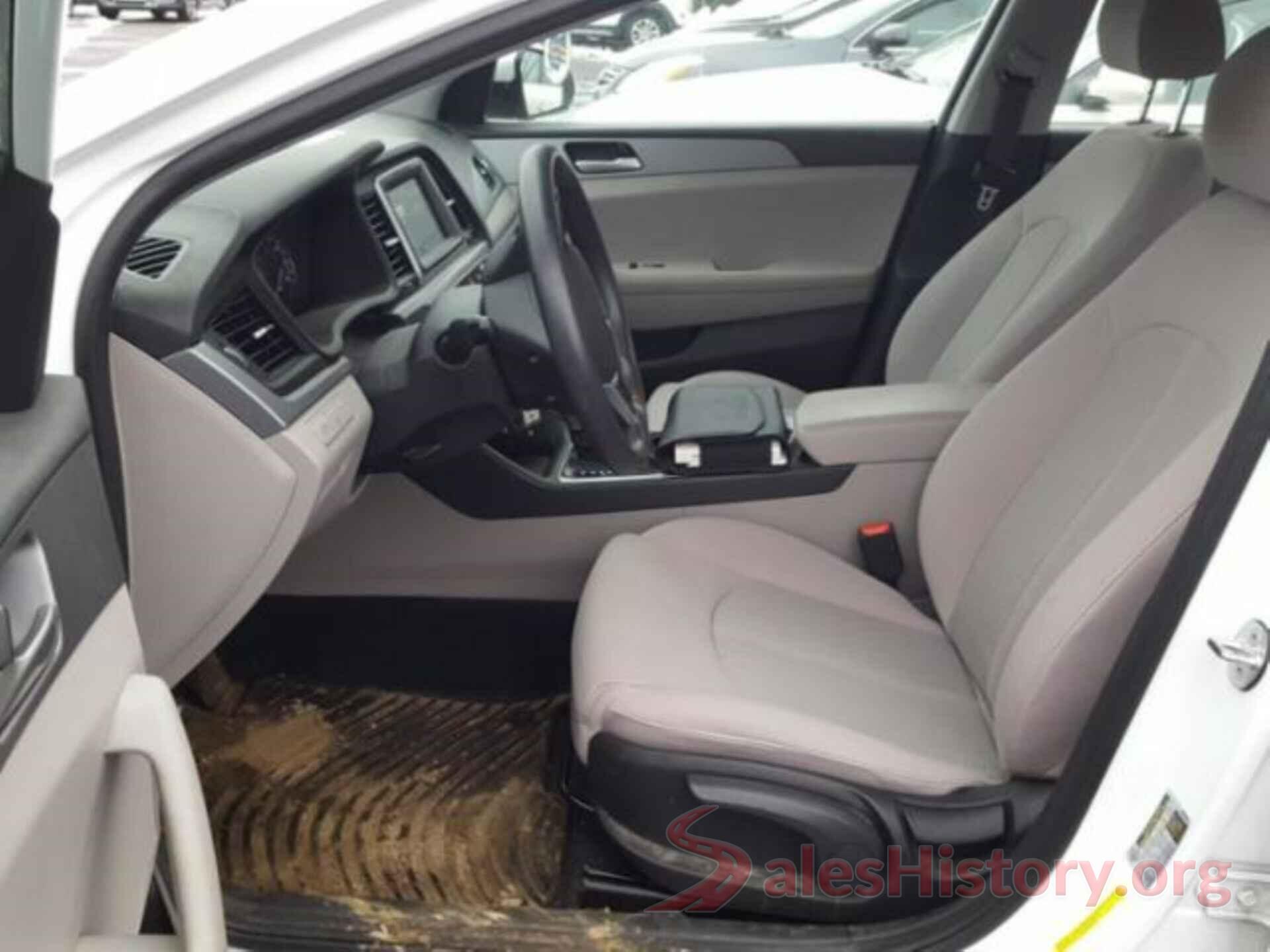 5NPE24AF1JH698567 2018 HYUNDAI SONATA