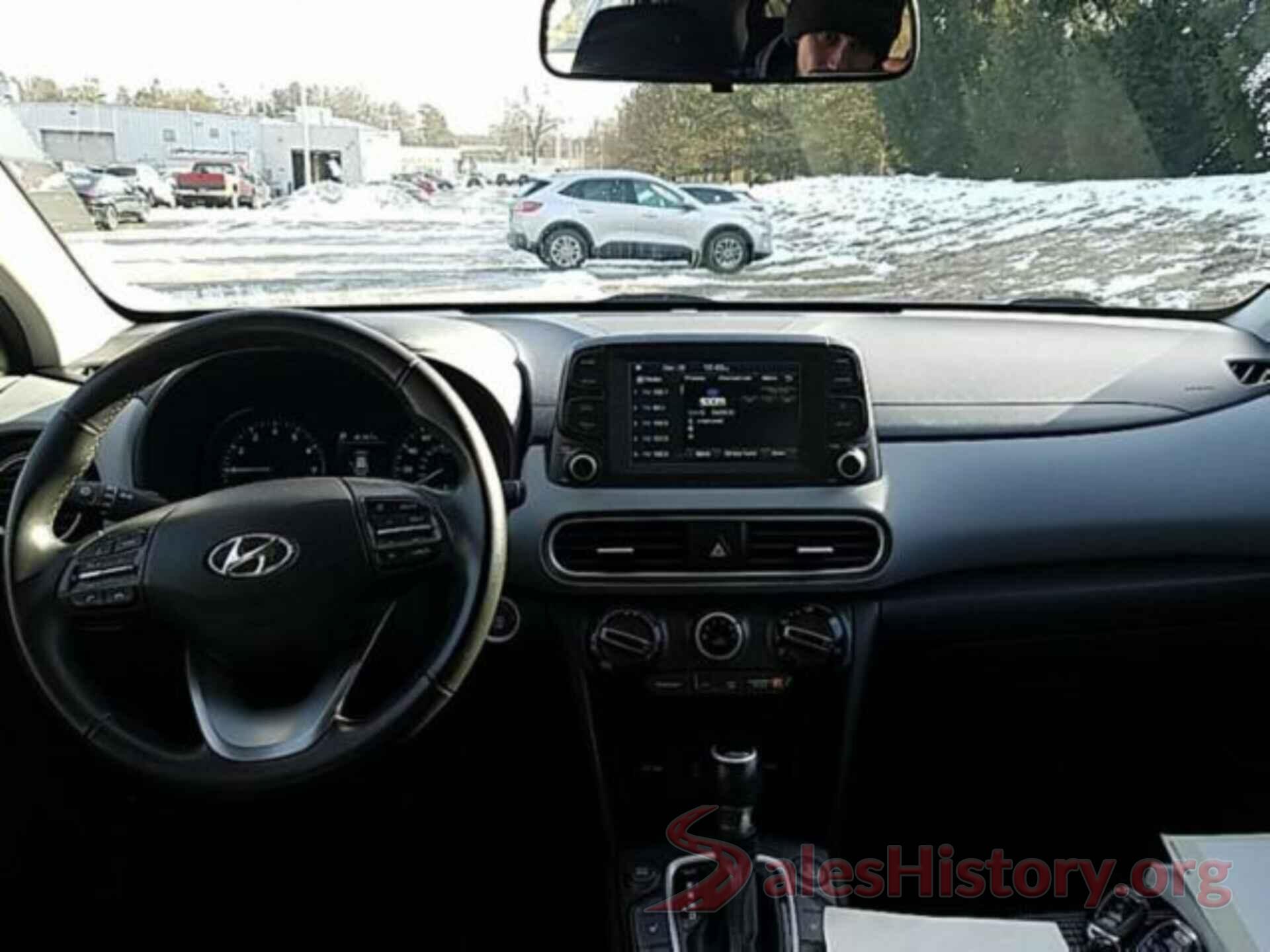 KM8K2CAA0JU085598 2018 HYUNDAI KONA