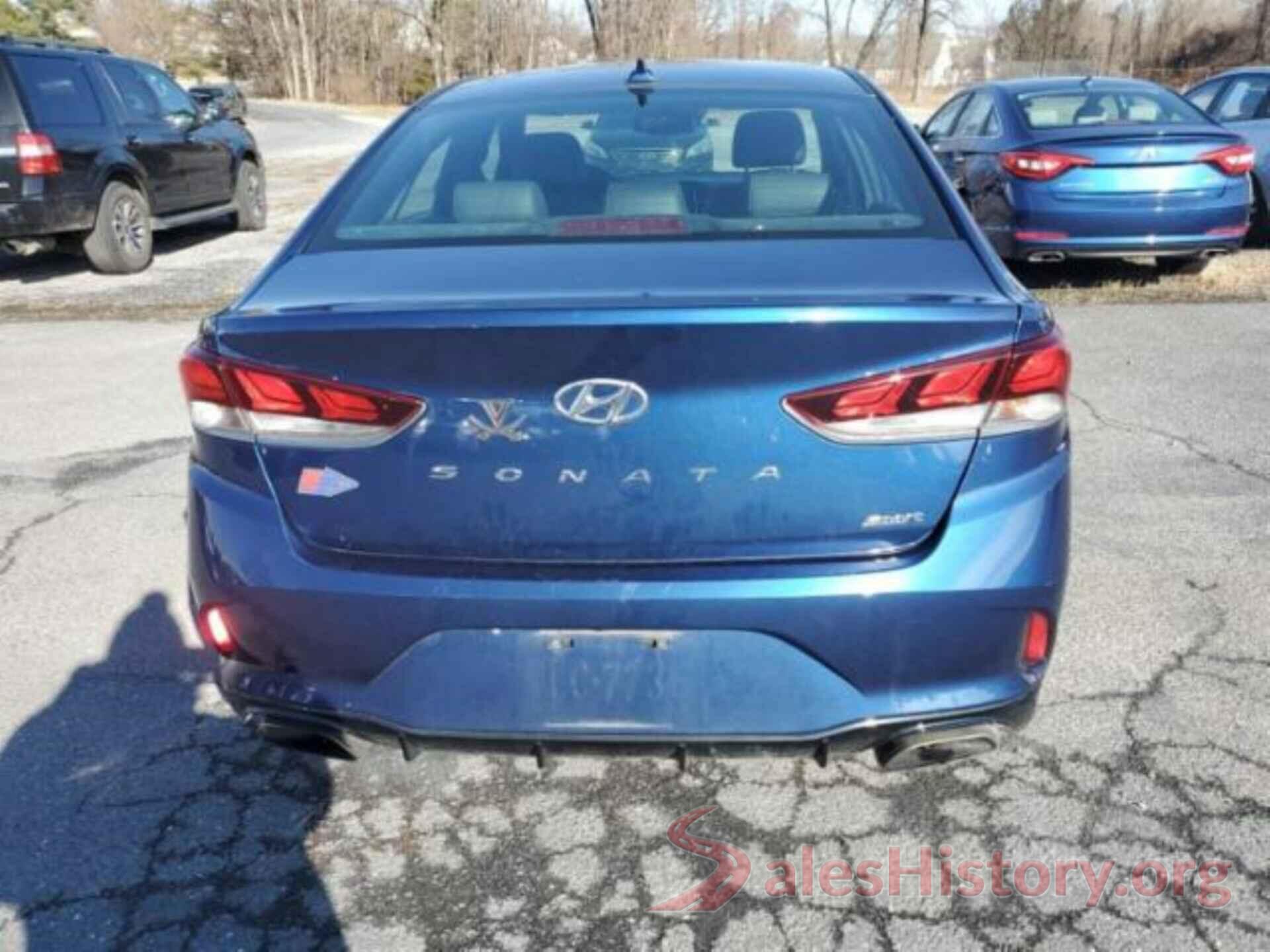 5NPE34AF2JH701876 2018 HYUNDAI SONATA