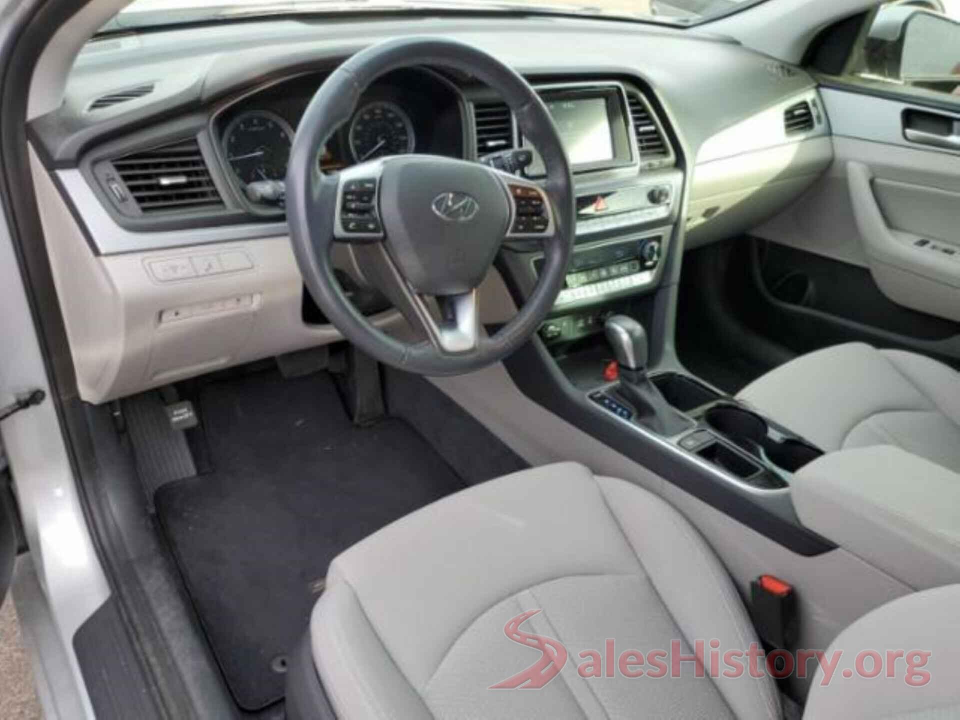 5NPE34AF8KH752669 2019 HYUNDAI SONATA