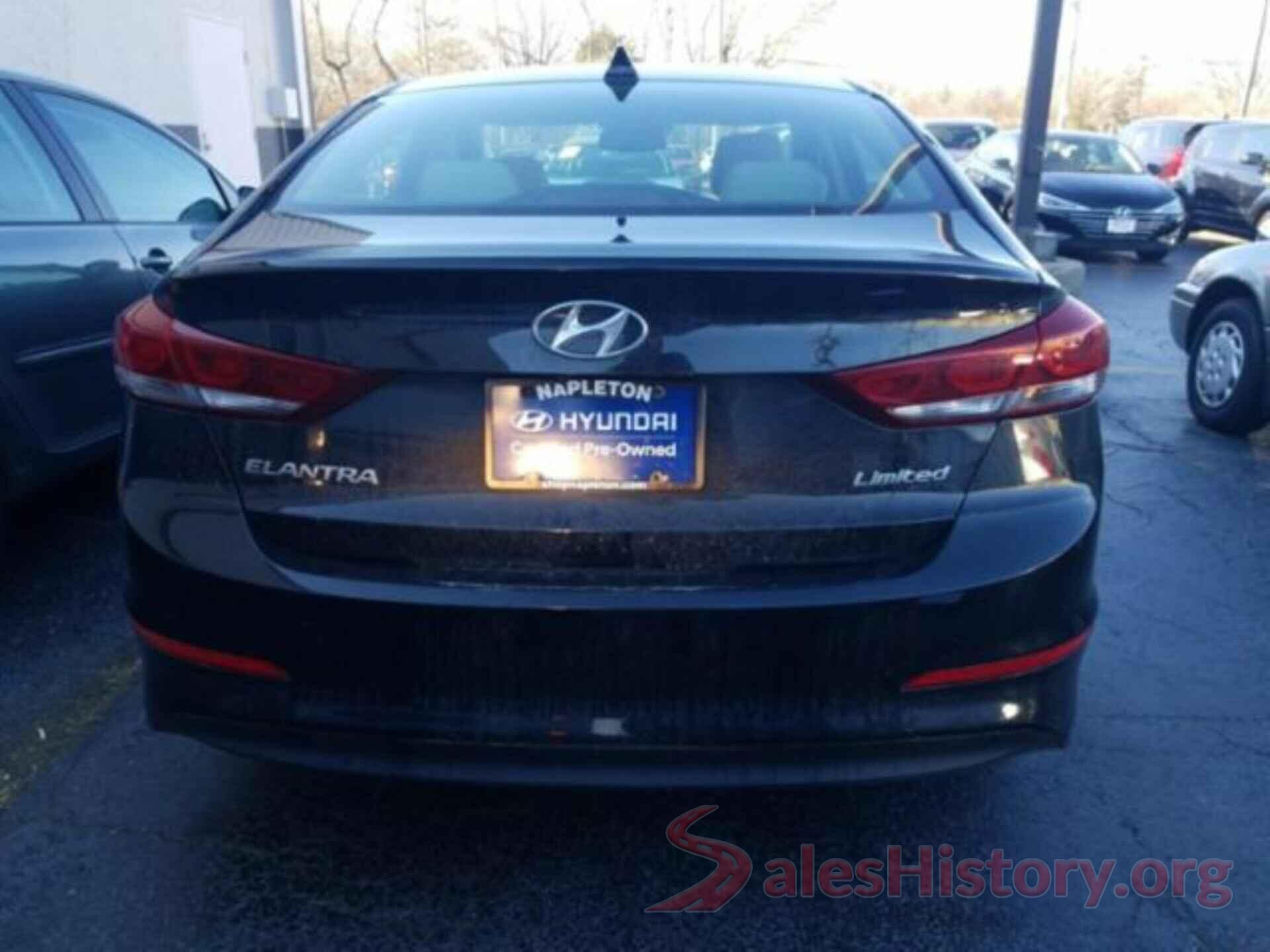 5NPD84LF3JH212980 2018 HYUNDAI ELANTRA