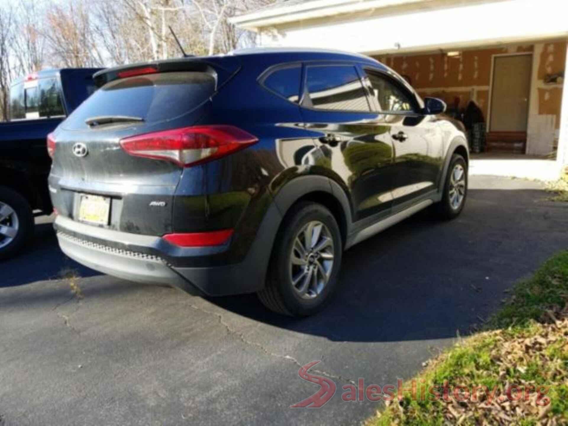 KM8J3CA43HU428143 2017 HYUNDAI TUCSON