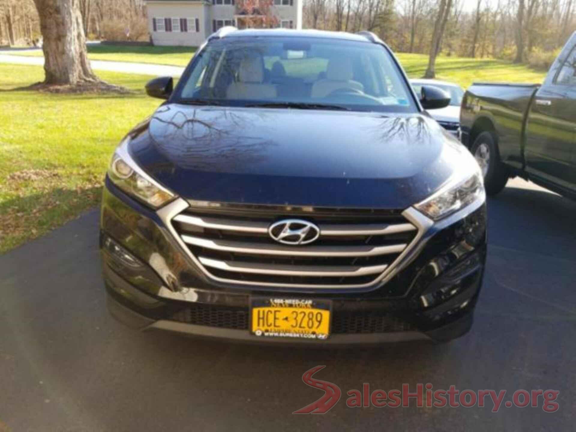 KM8J3CA43HU428143 2017 HYUNDAI TUCSON