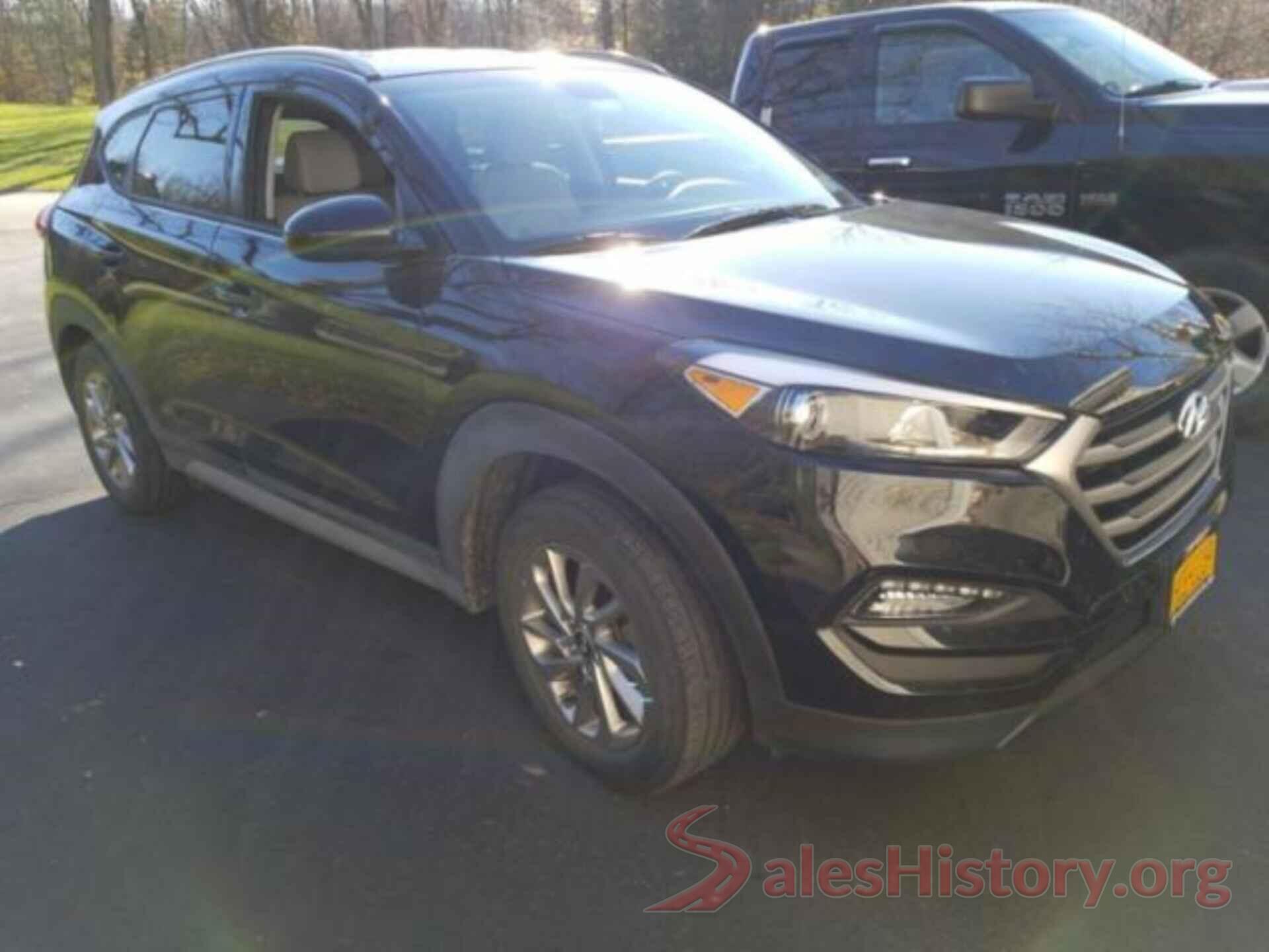 KM8J3CA43HU428143 2017 HYUNDAI TUCSON