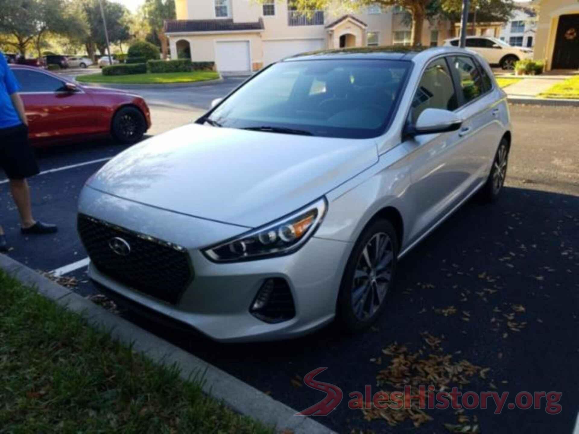 KMHH35LE3JU040044 2018 HYUNDAI ELANTRA GT