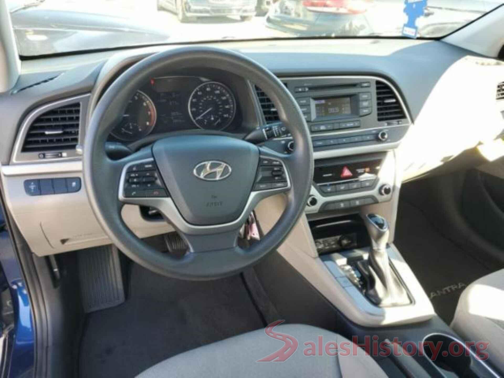 5NPD74LF3JH228468 2018 HYUNDAI ELANTRA