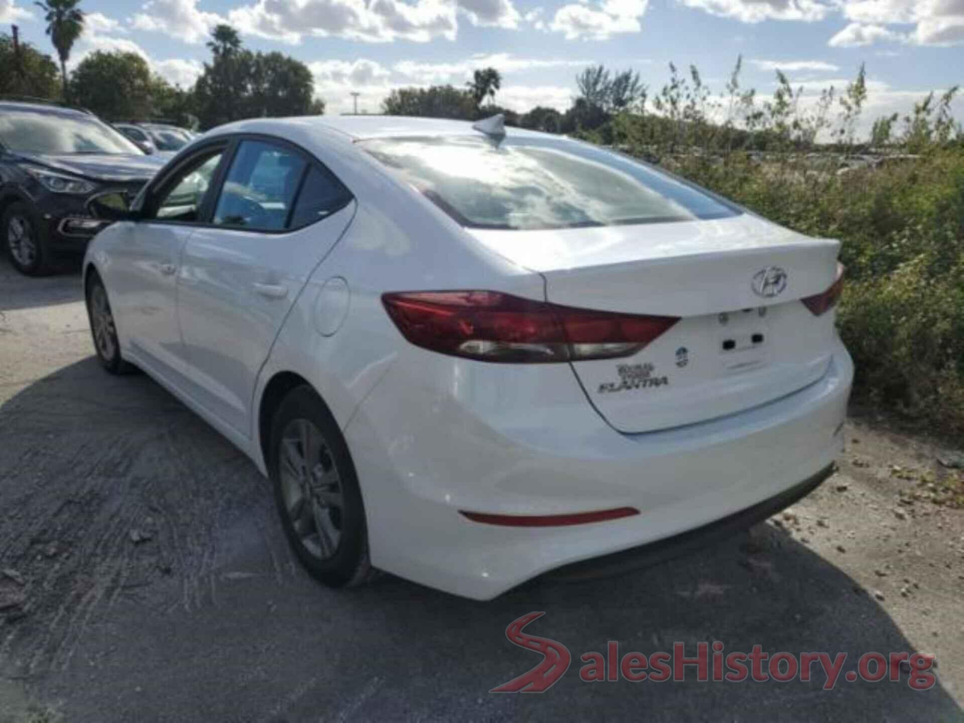 5NPD84LF9JH275596 2018 HYUNDAI ELANTRA