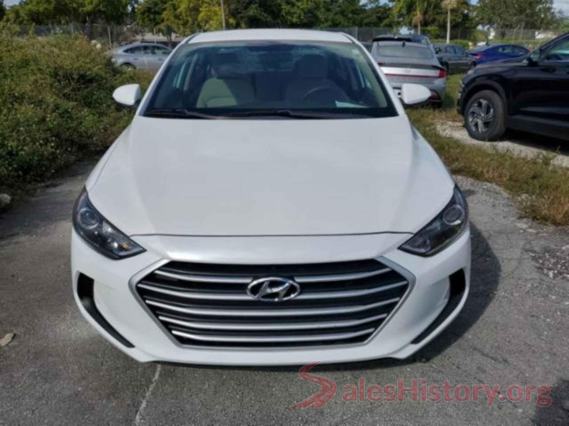 5NPD84LF9JH275596 2018 HYUNDAI ELANTRA