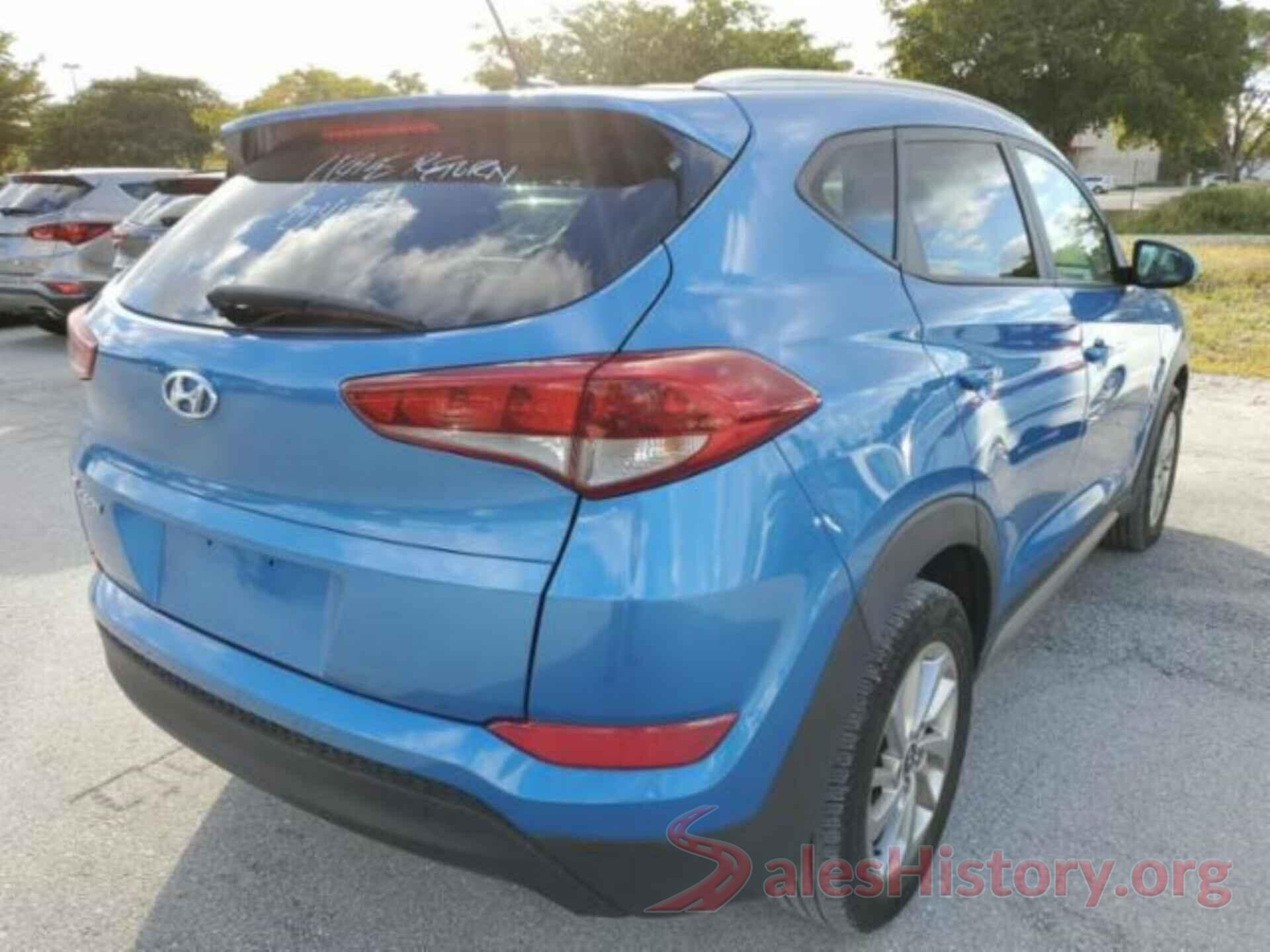 KM8J33A47HU294477 2017 HYUNDAI TUCSON