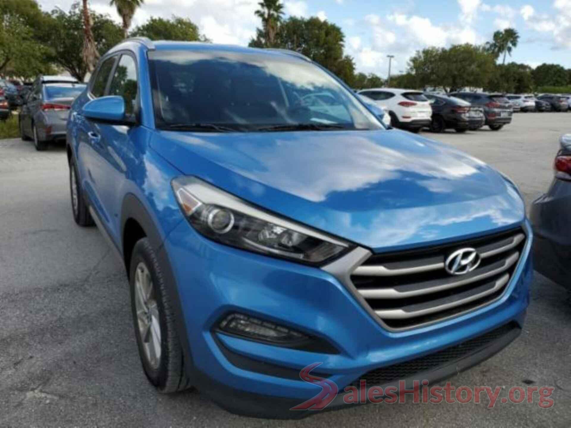 KM8J33A47HU294477 2017 HYUNDAI TUCSON