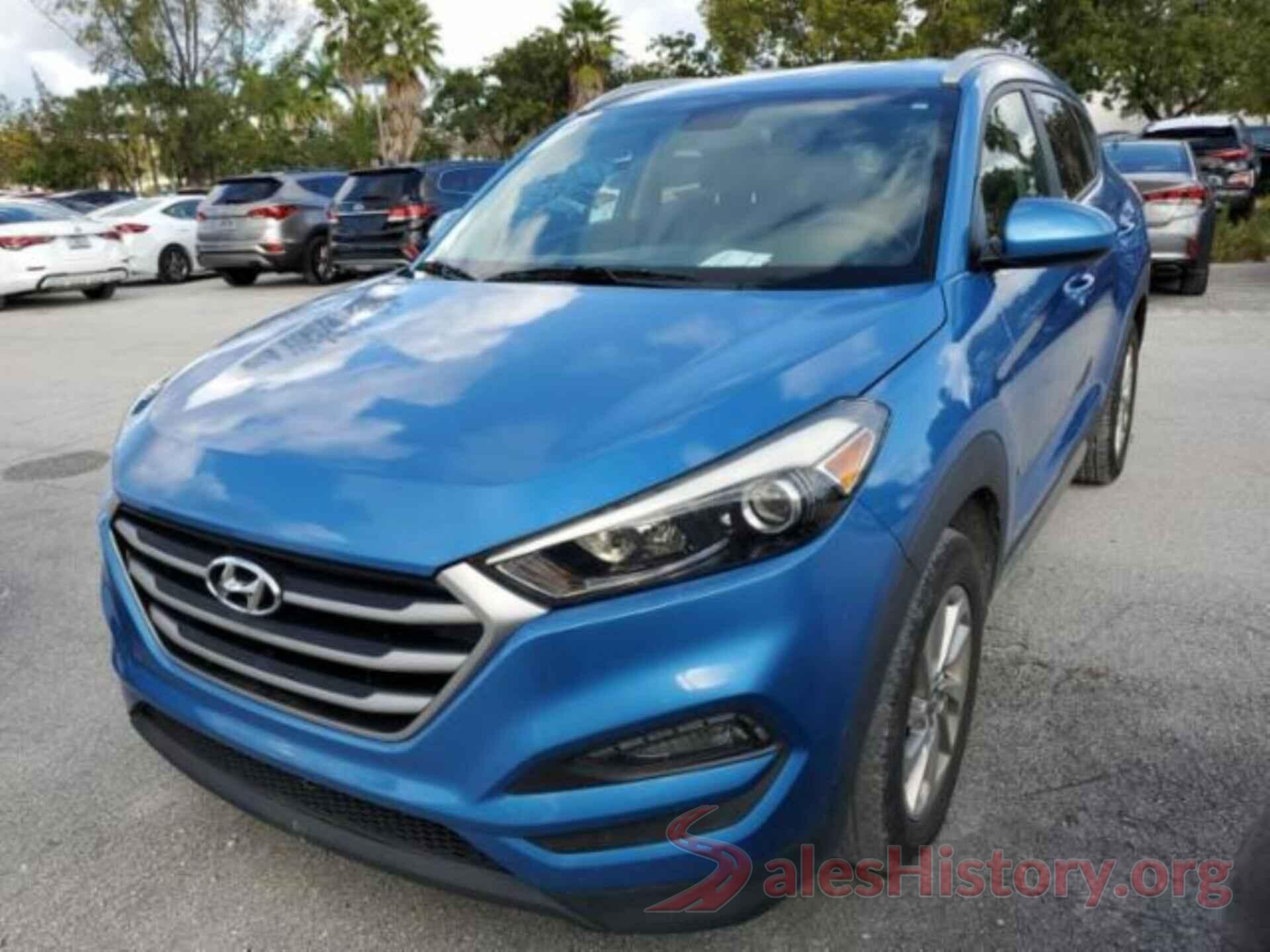 KM8J33A47HU294477 2017 HYUNDAI TUCSON