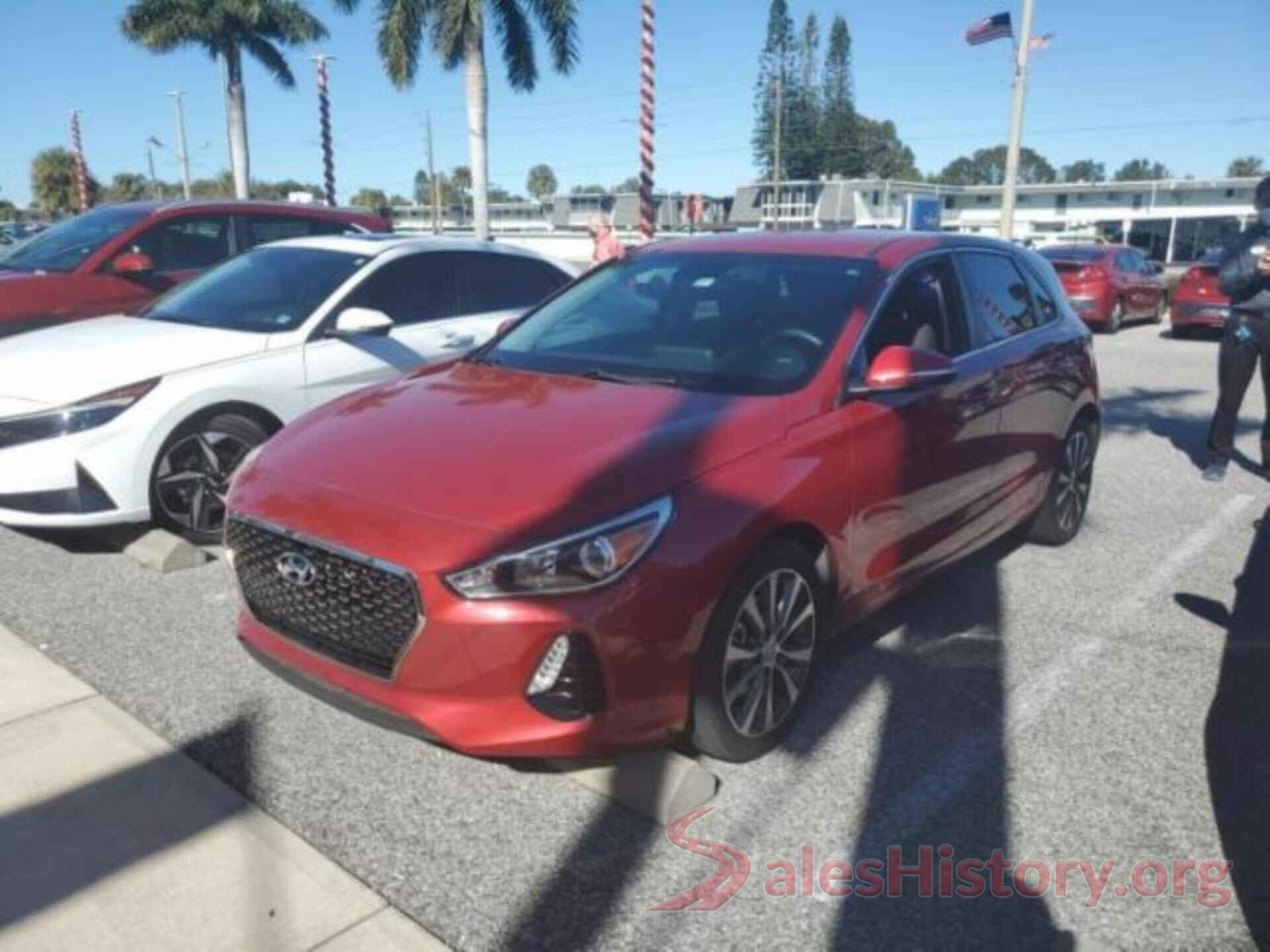 KMHH35LE5JU031393 2018 HYUNDAI ELANTRA GT