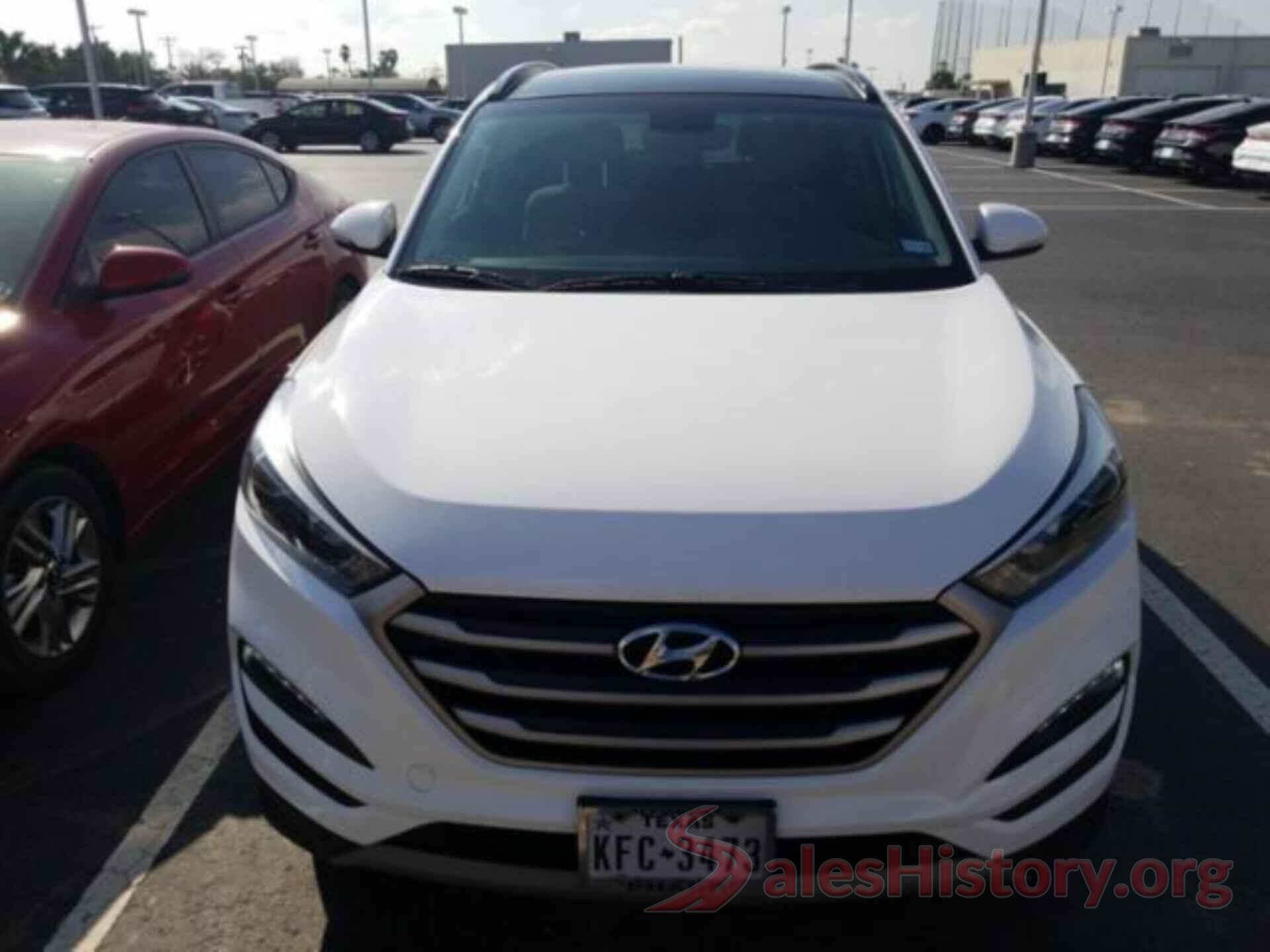 KM8J33A2XHU577552 2017 HYUNDAI TUCSON