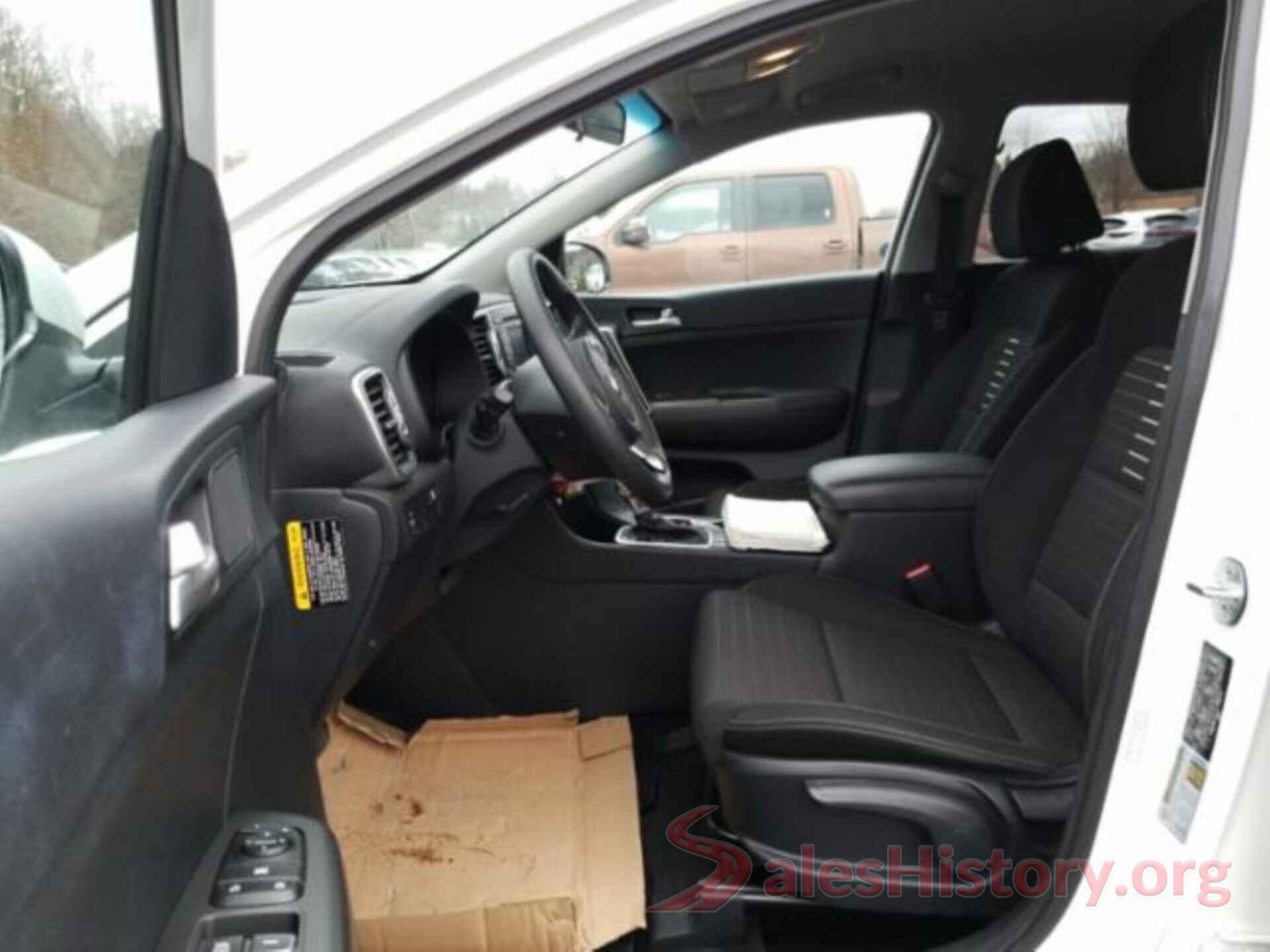 KNDPMCAC4J7366212 2018 KIA SPORTAGE