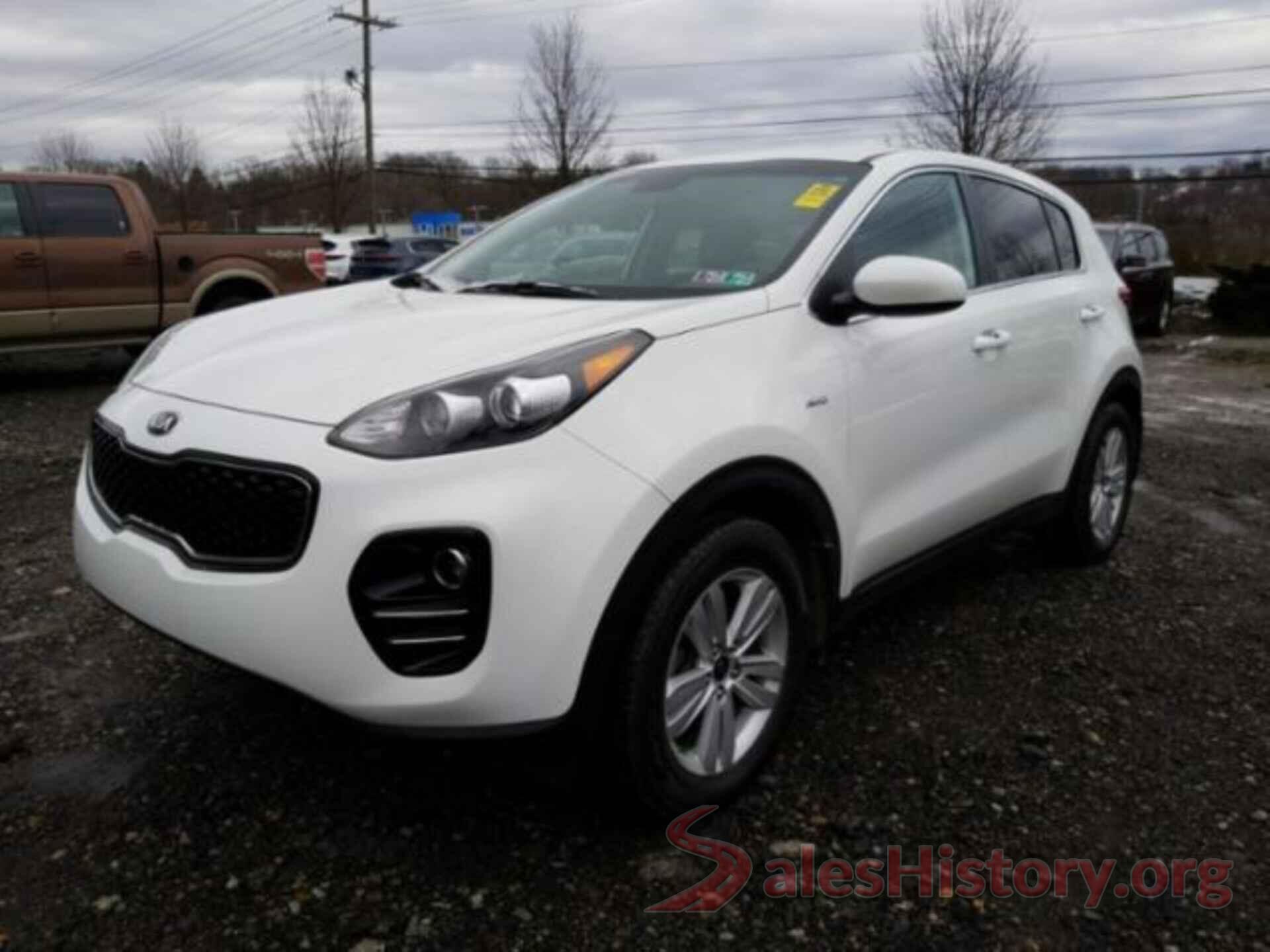 KNDPMCAC4J7366212 2018 KIA SPORTAGE