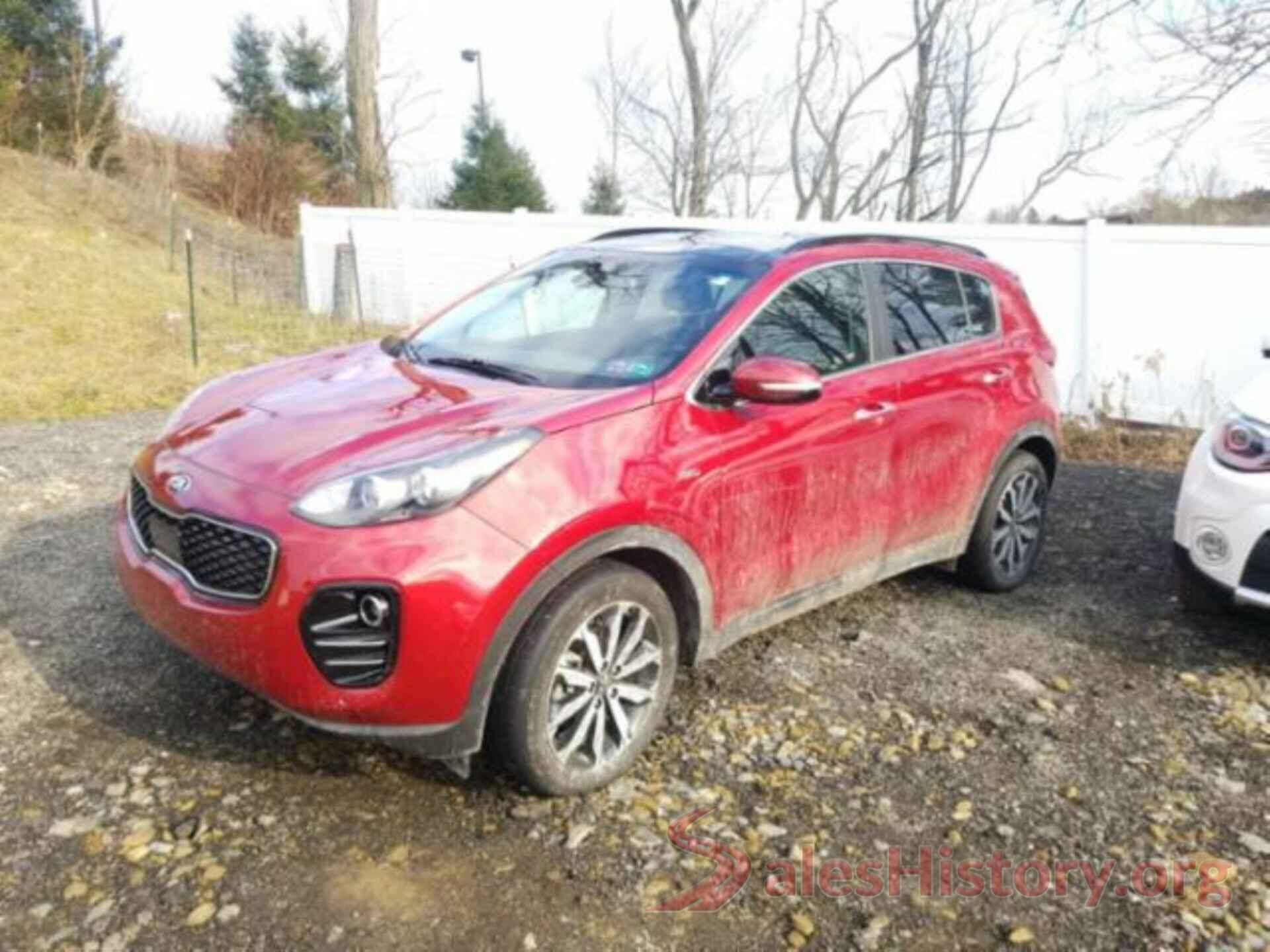 KNDPNCAC4J7361668 2018 KIA SPORTAGE