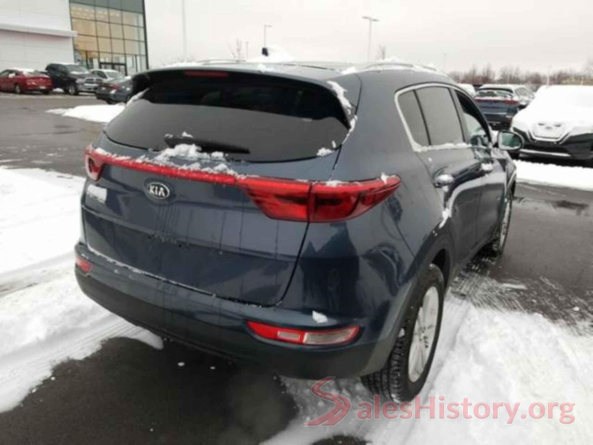 KNDPMCAC5J7394309 2018 KIA SPORTAGE