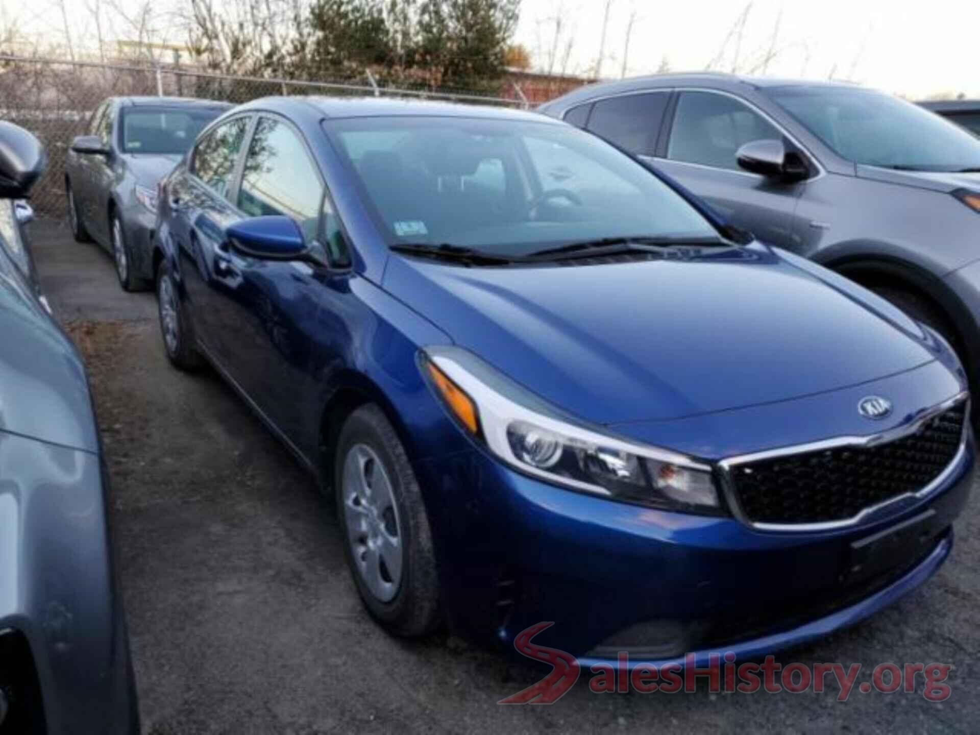 3KPFK4A70JE203986 2018 KIA FORTE