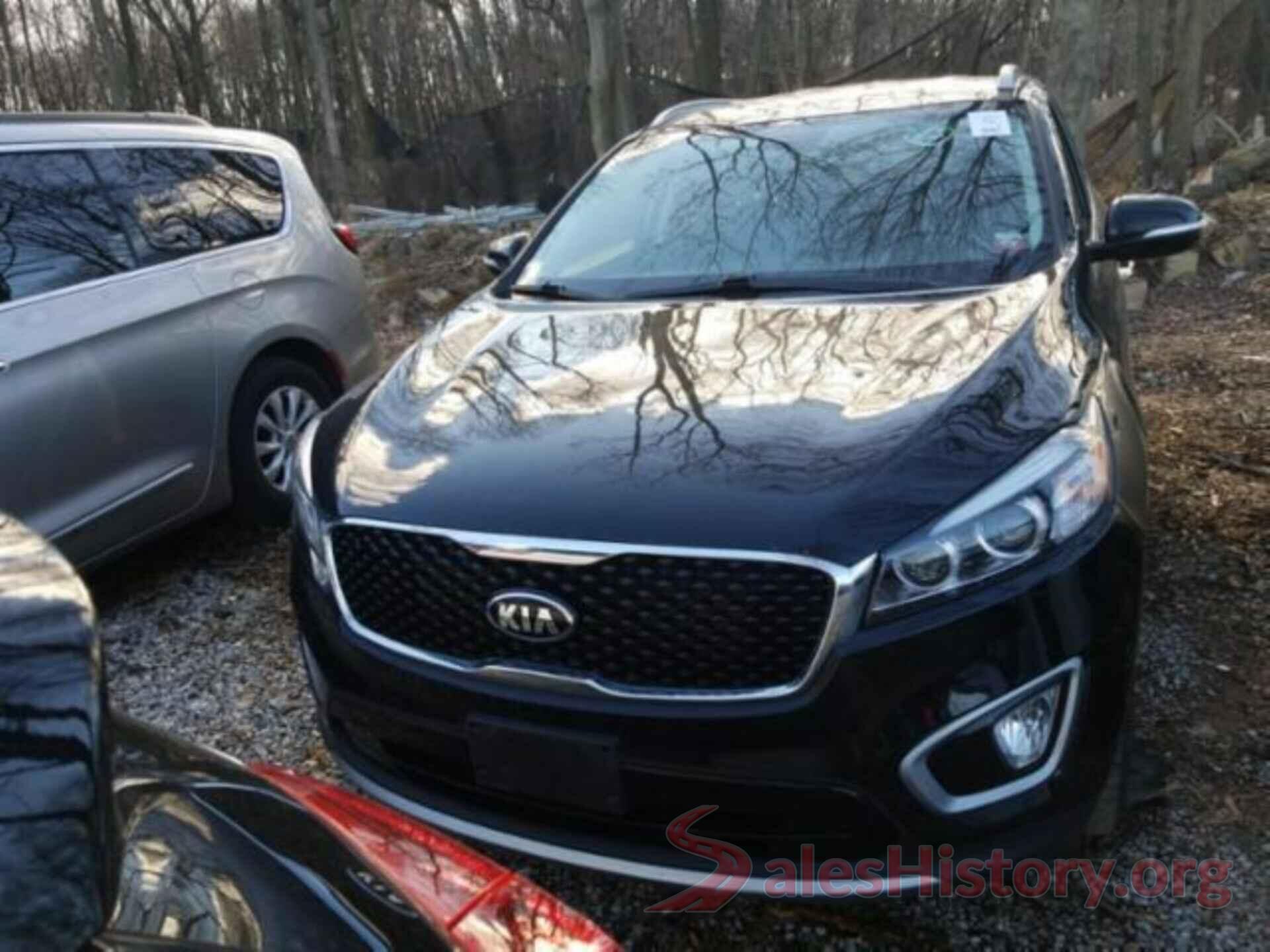 5XYPHDA51JG421827 2018 KIA SORENTO