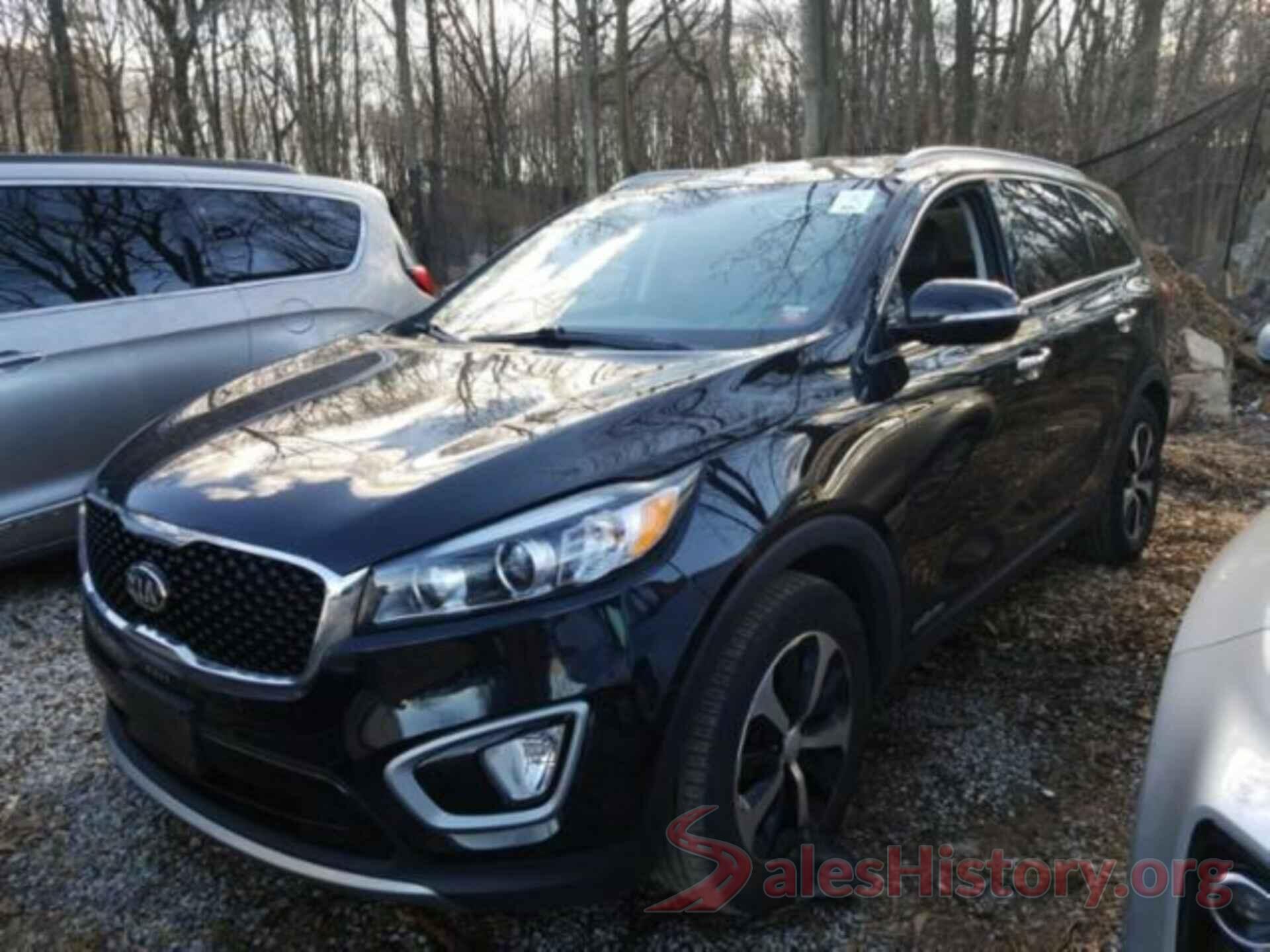 5XYPHDA51JG421827 2018 KIA SORENTO