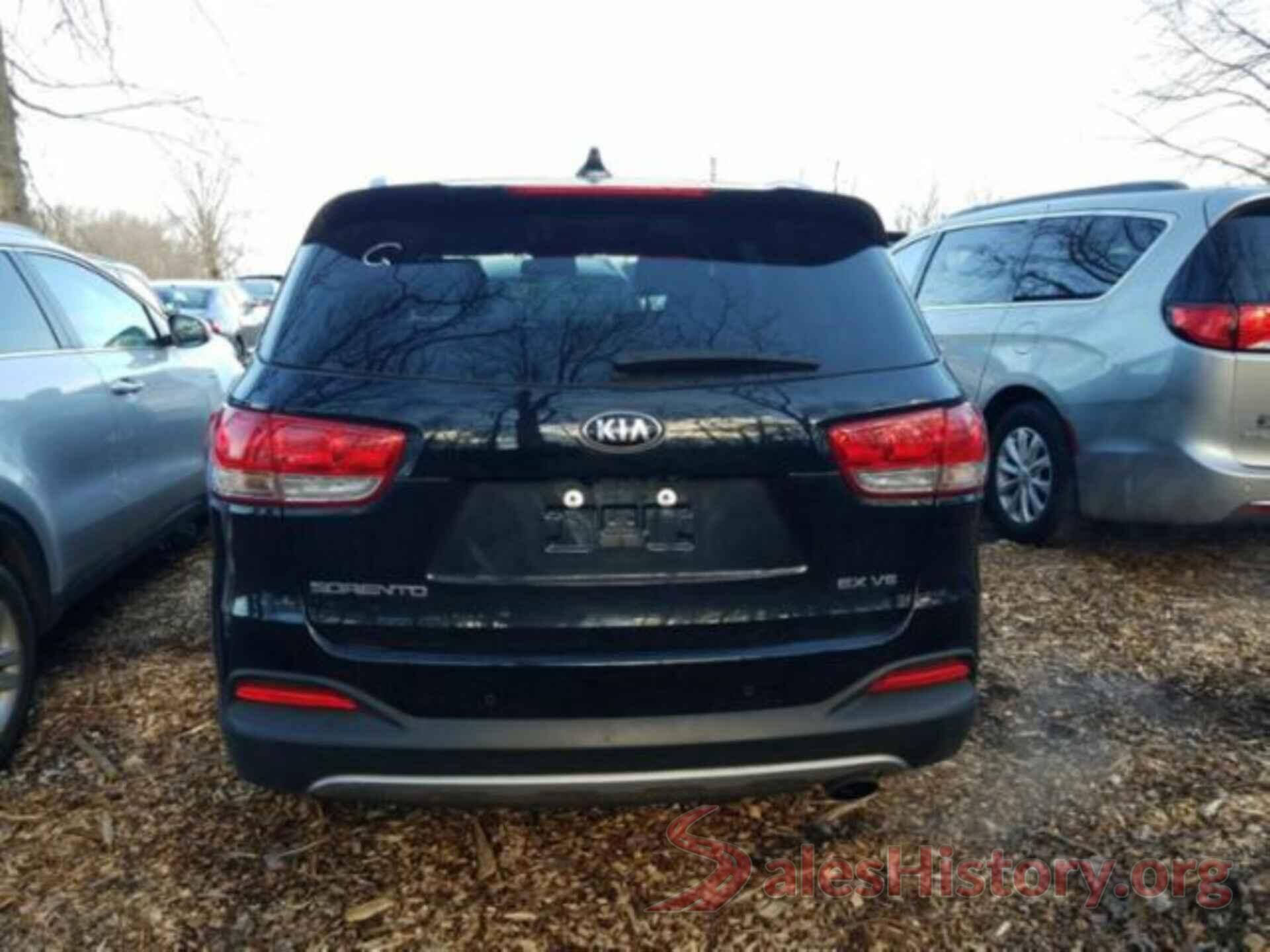 5XYPHDA51JG421827 2018 KIA SORENTO