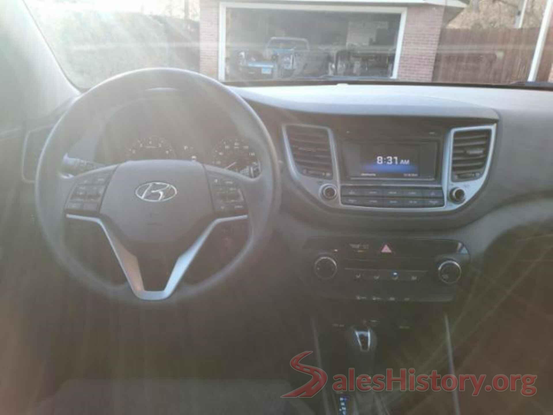 KM8J3CA2XHU312856 2017 HYUNDAI TUCSON