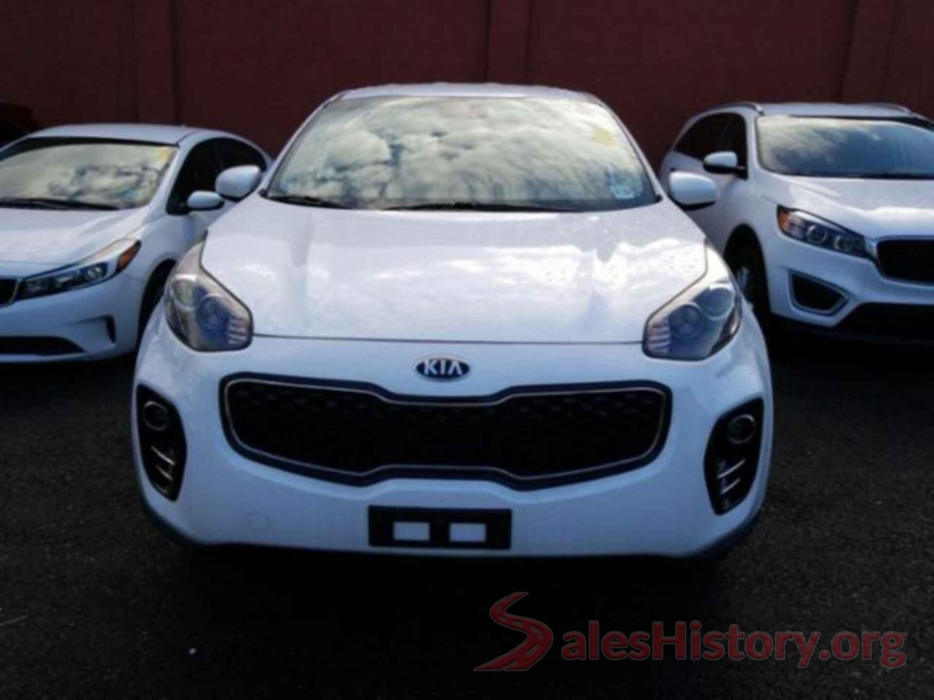 KNDPMCAC7J7414172 2018 KIA SPORTAGE