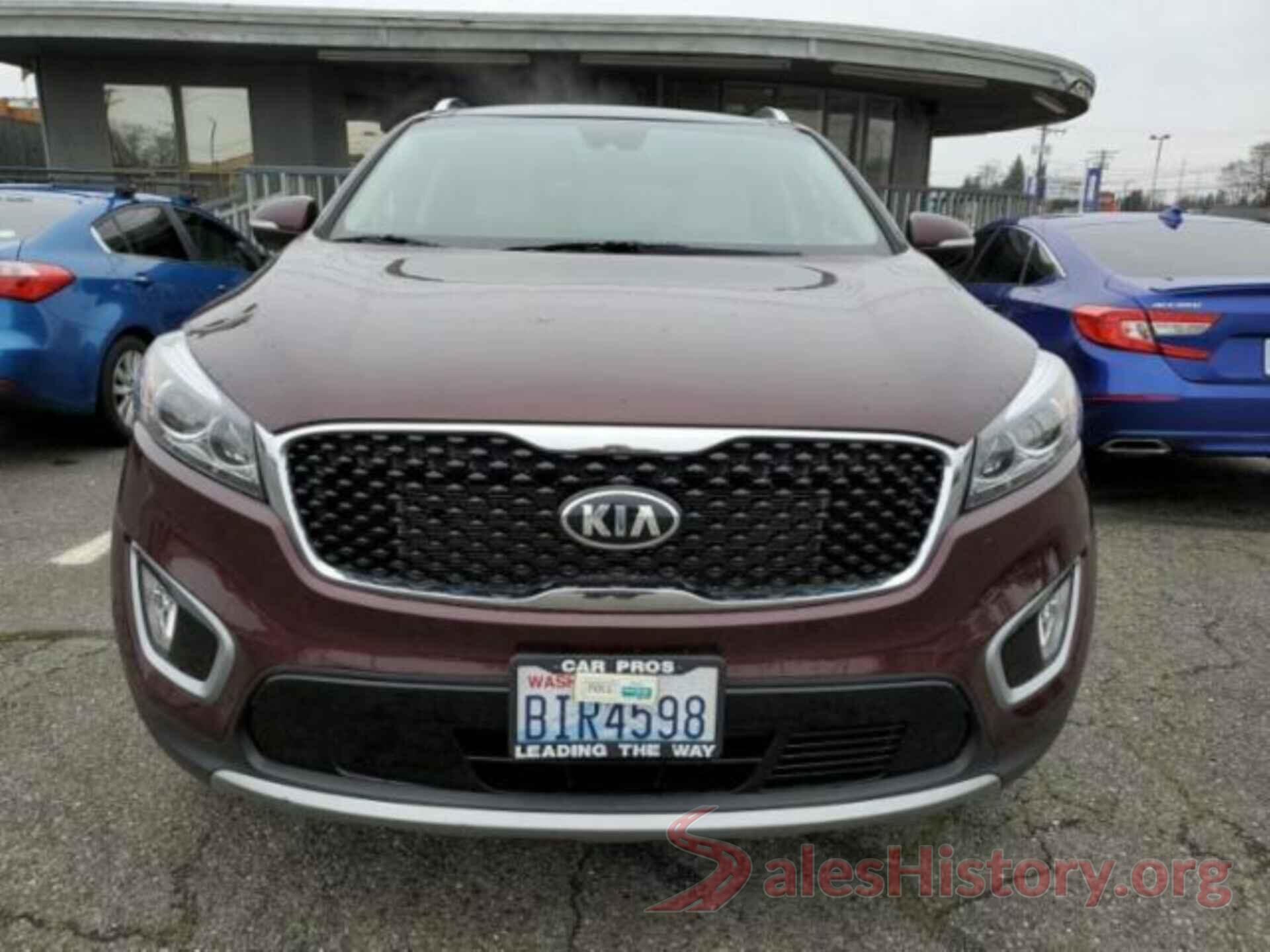 5XYPHDA51JG417244 2018 KIA SORENTO