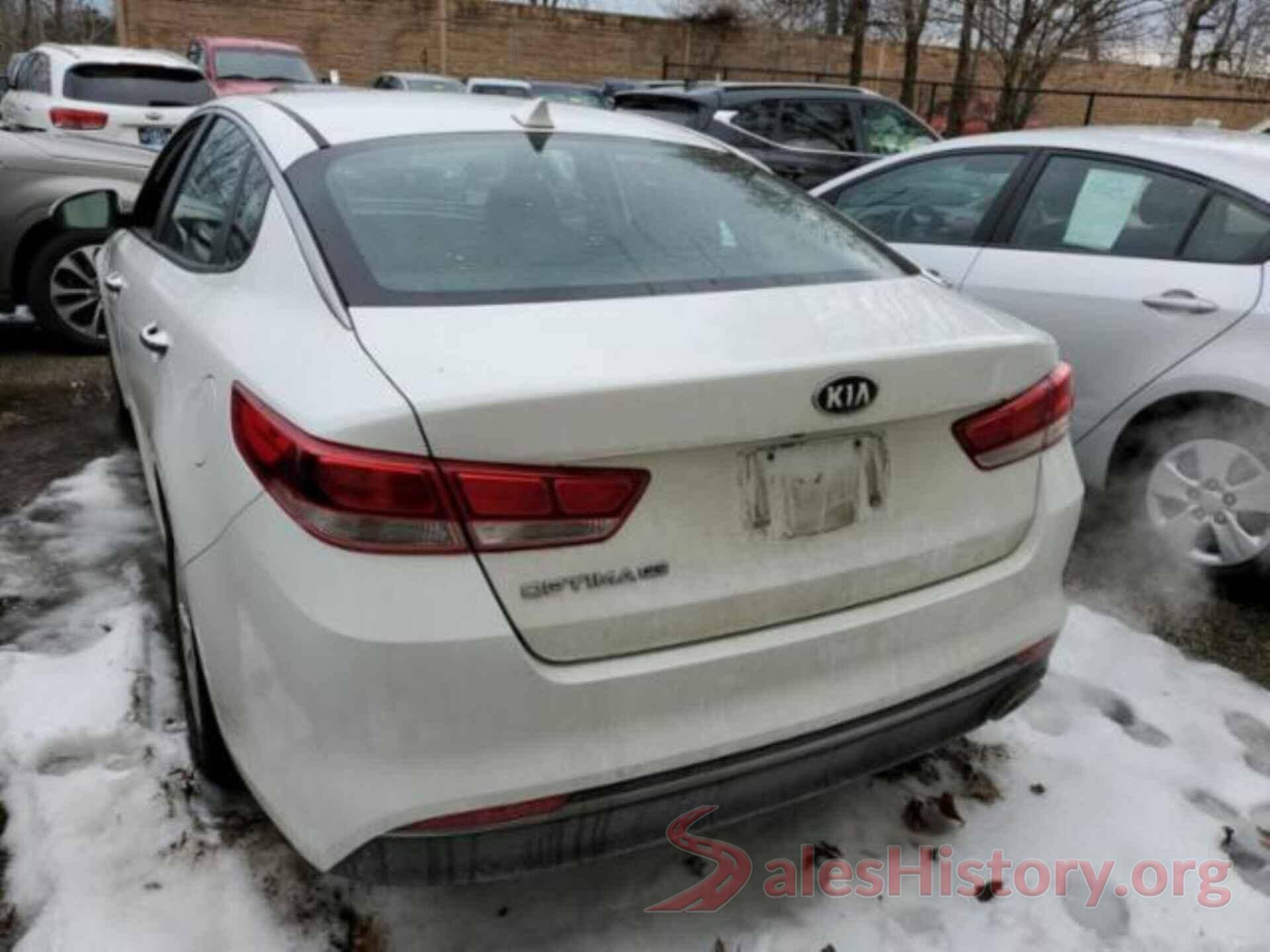 5XXGT4L34HG171704 2017 KIA OPTIMA