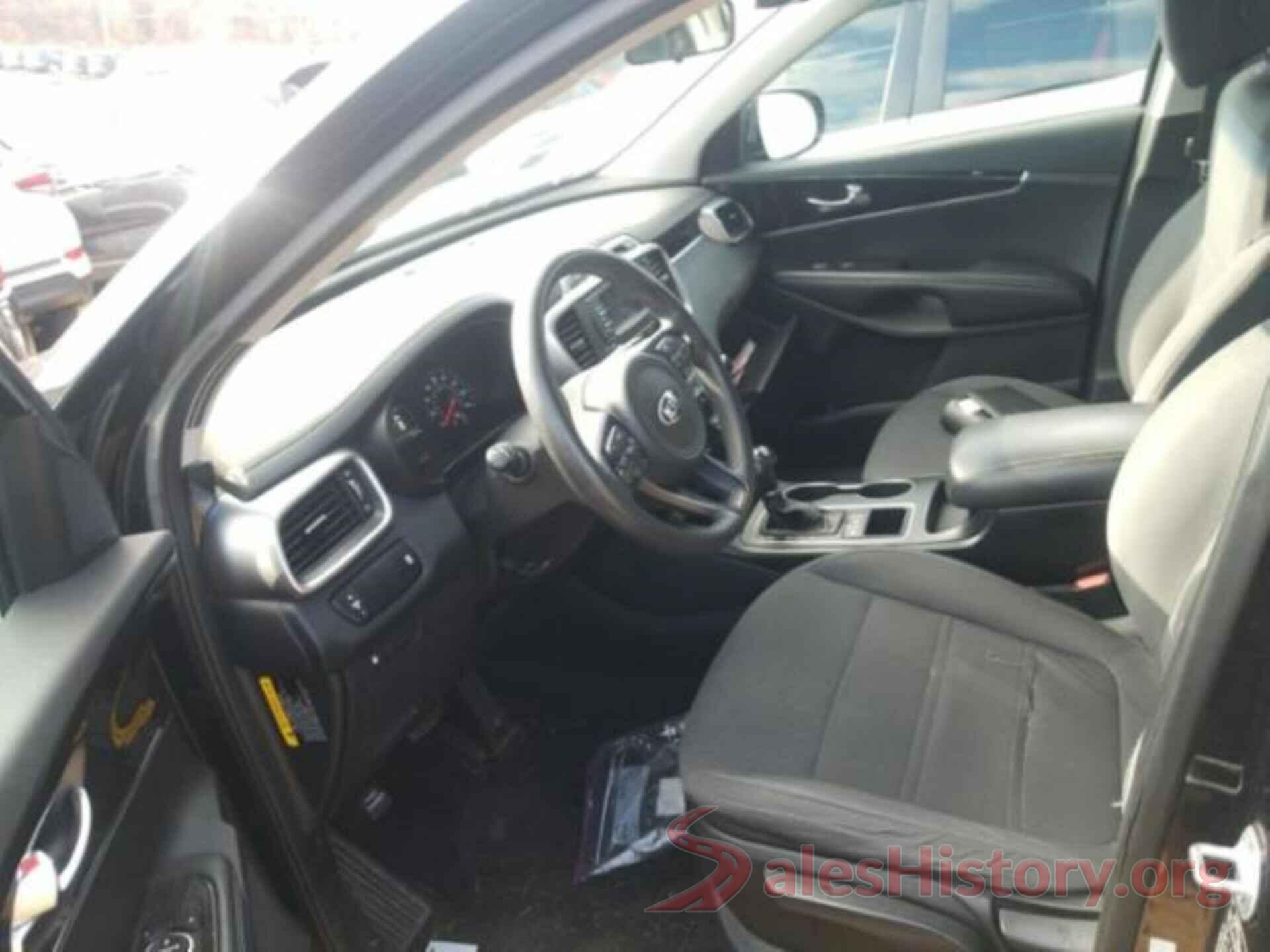 5XYPGDA55HG325311 2017 KIA SORENTO